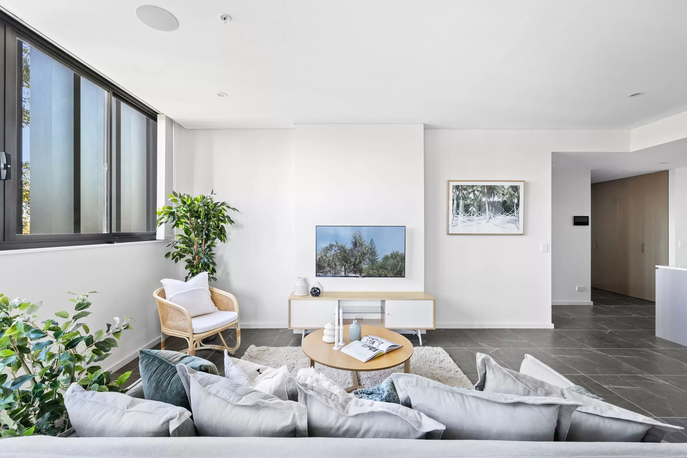 8022/11 Bennelong Parkway, Wentworth Point Sold by Chidiac Realty - image 3