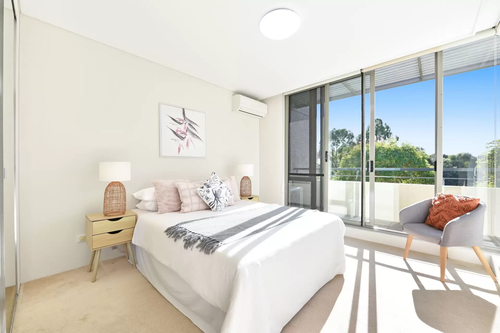 6/1 Blaxland Avenue, Newington Sold by Chidiac Realty - image 1