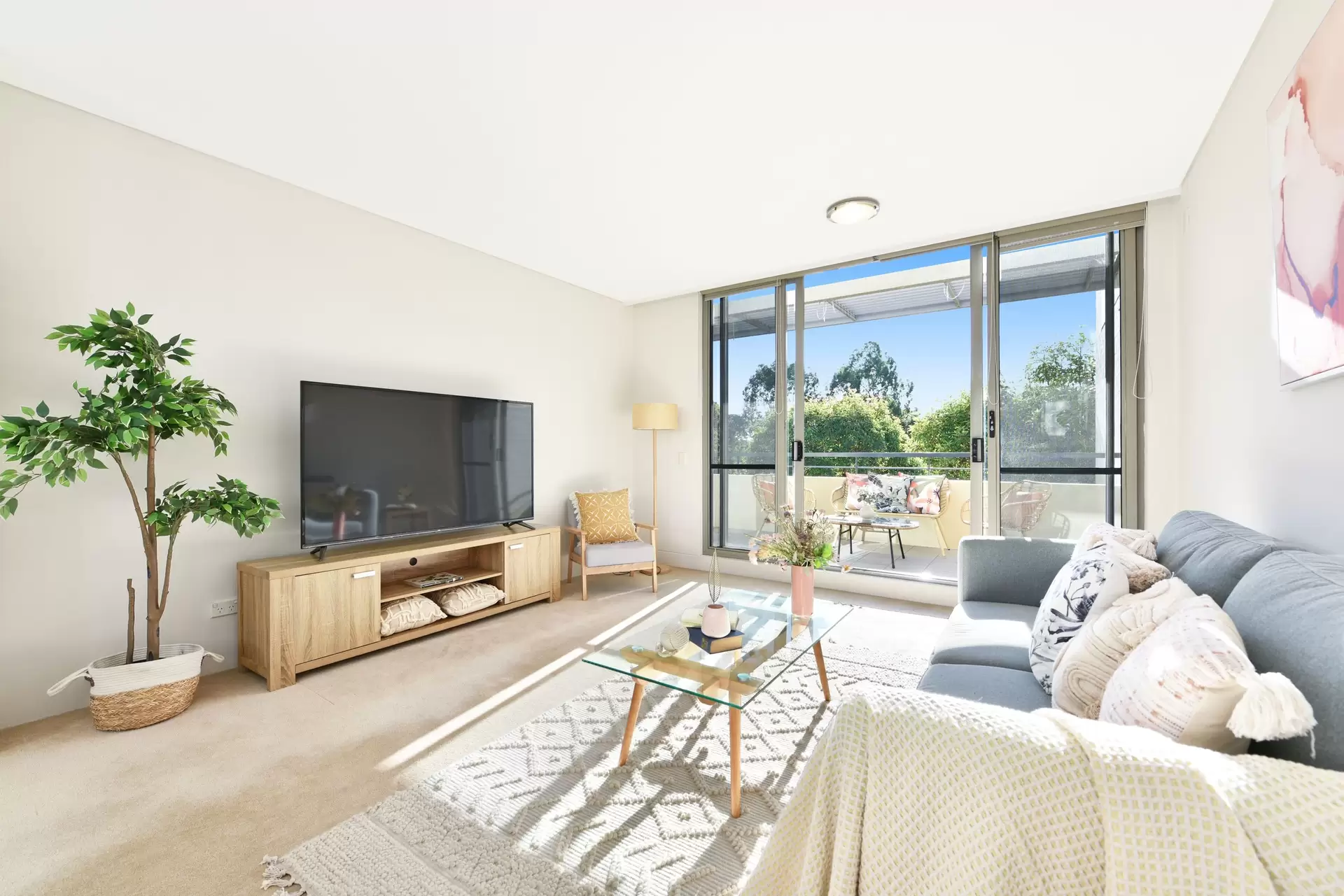 6/1 Blaxland Avenue, Newington Sold by Chidiac Realty - image 1