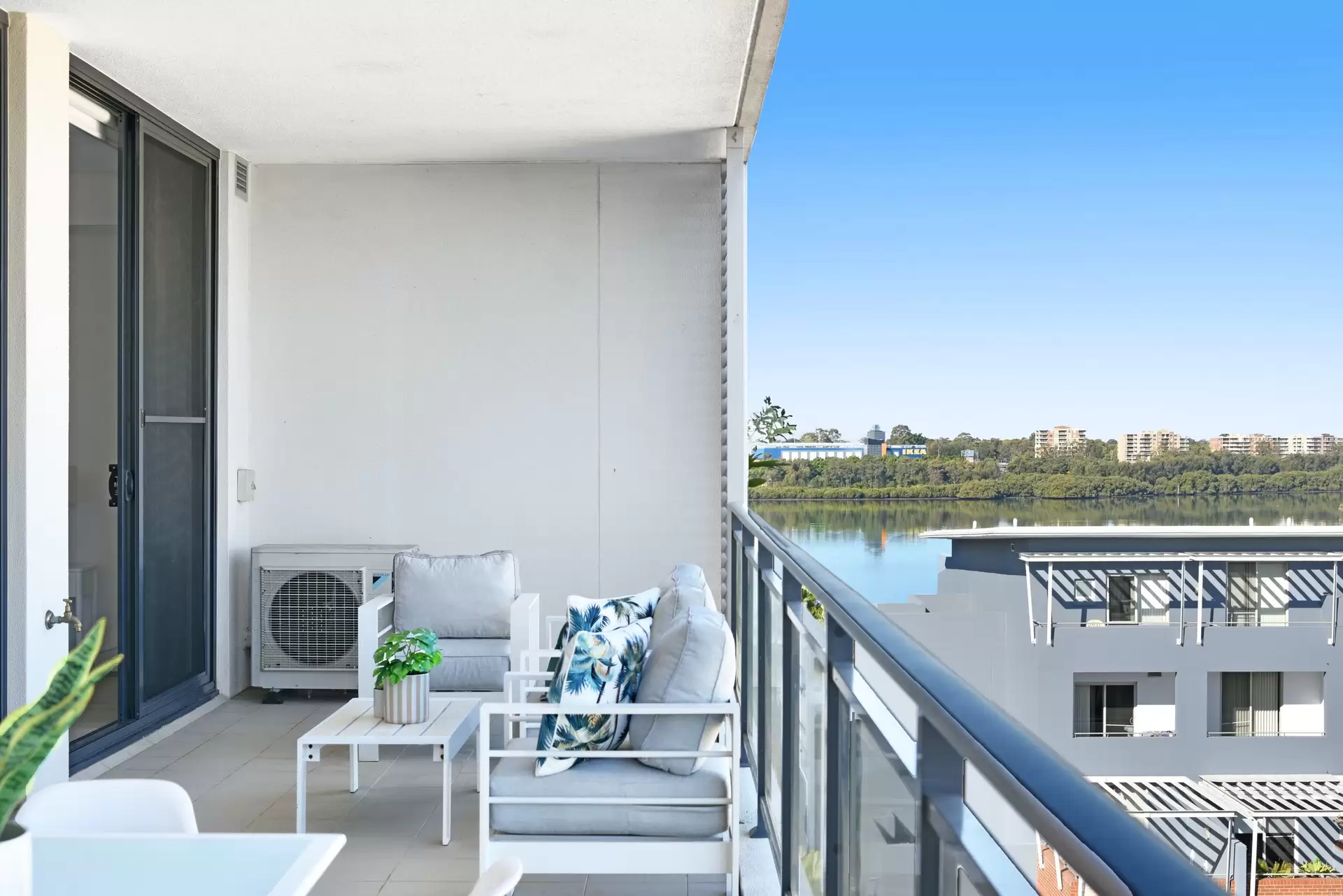 818/26 Baywater Drive, Wentworth Point Sold by Chidiac Realty - image 1