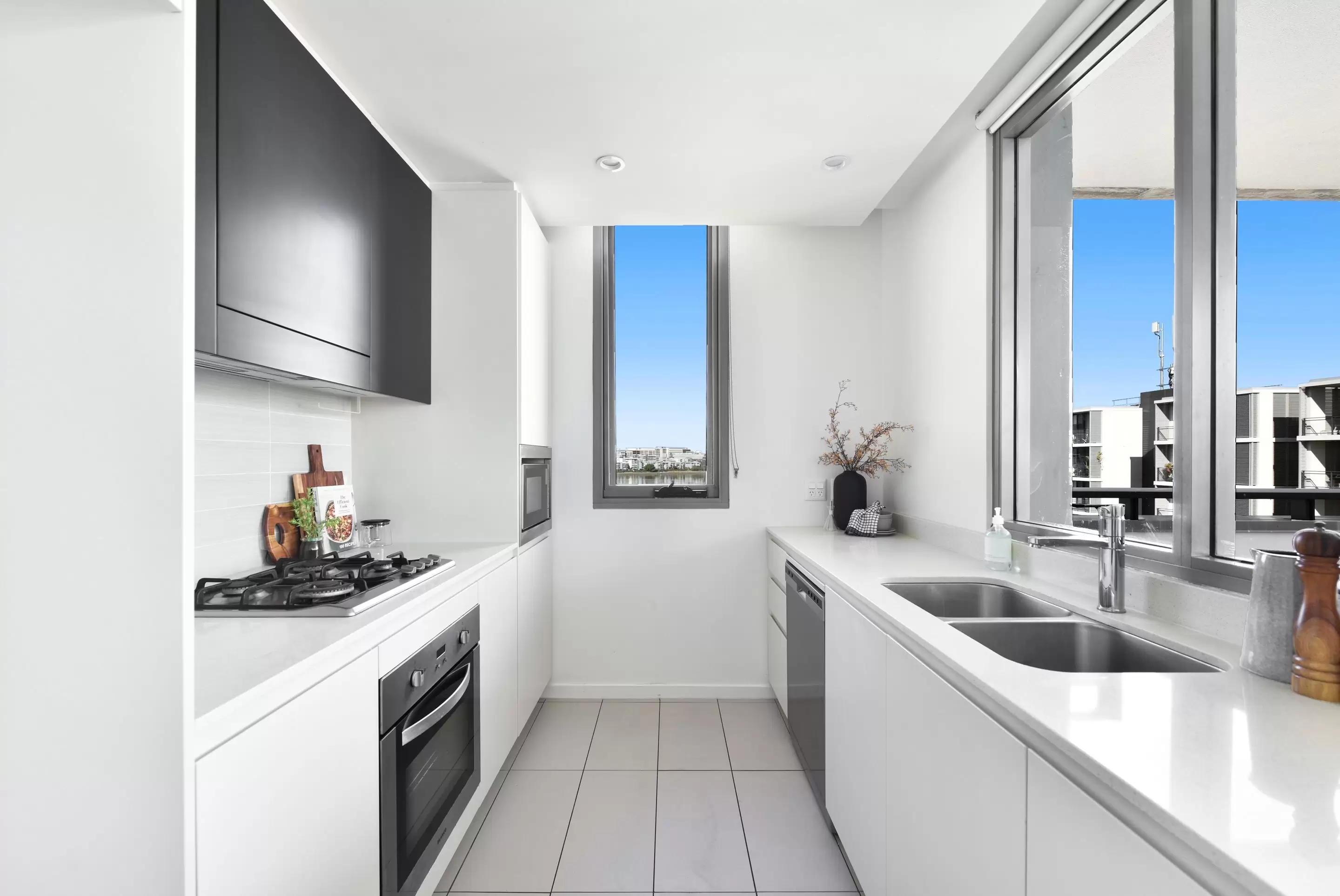716/19 Baywater Drive, Wentworth Point Sold by Chidiac Realty - image 3