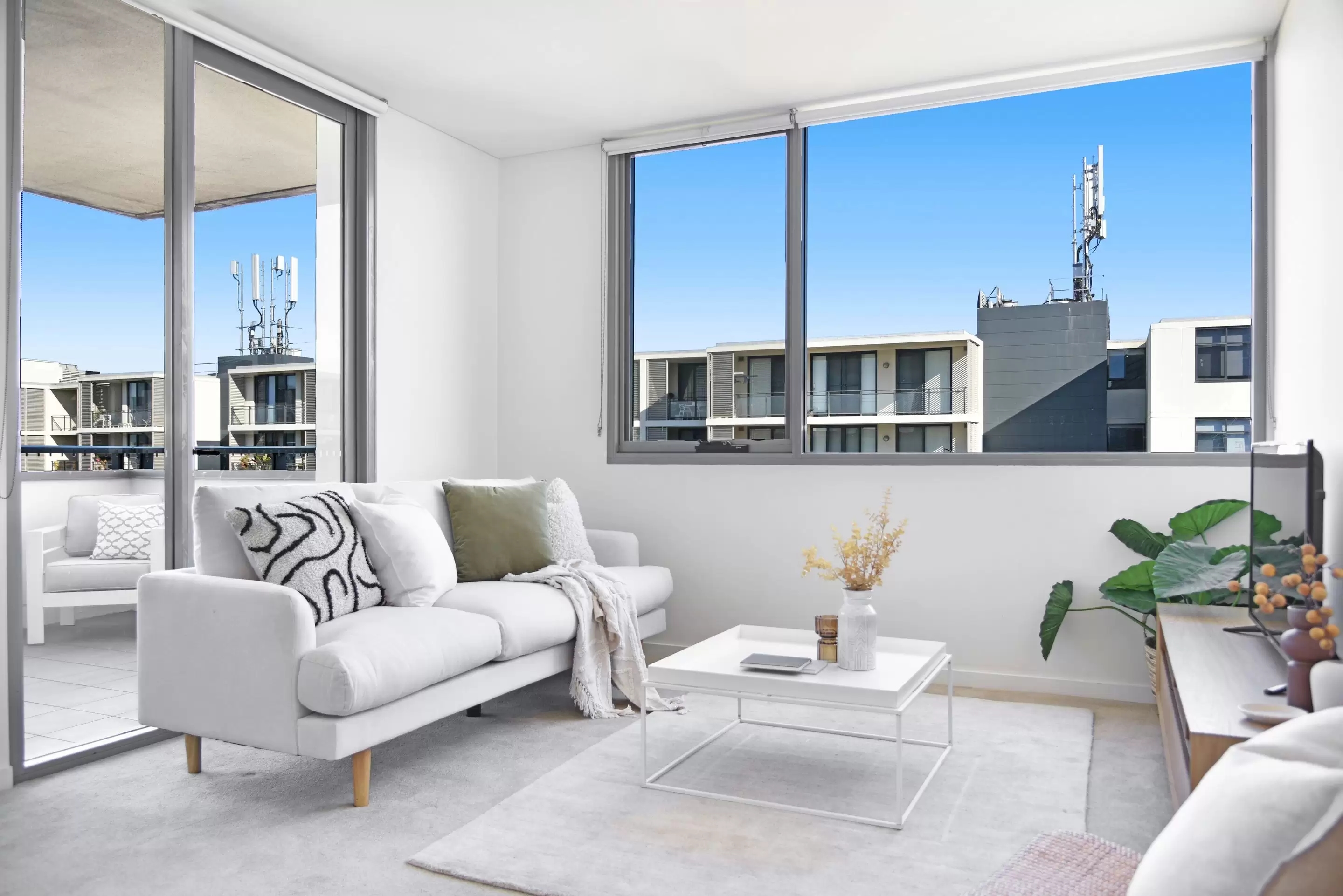 716/19 Baywater Drive, Wentworth Point Sold by Chidiac Realty - image 7