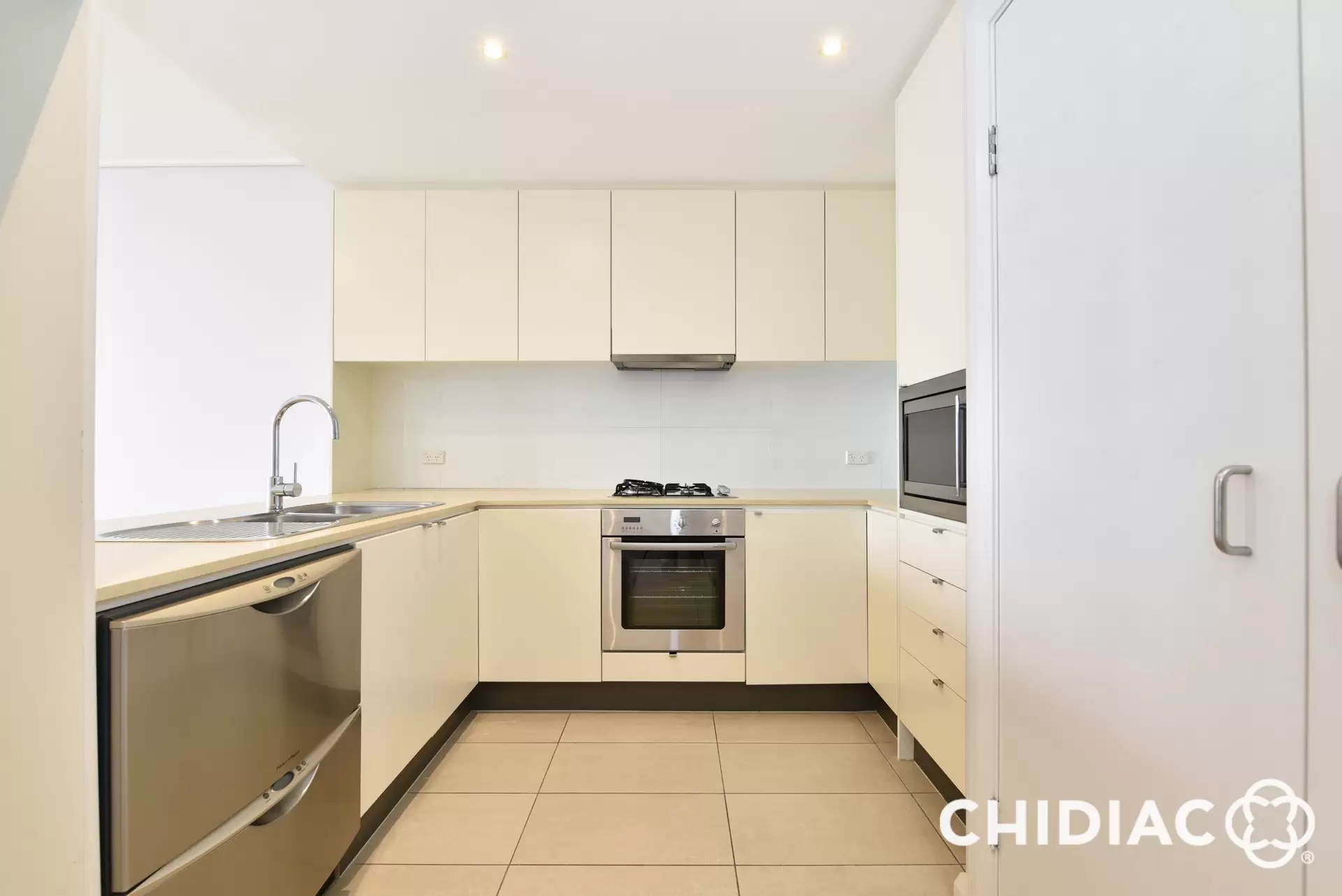 681/4 The Crescent, Wentworth Point Leased by Chidiac Realty - image 1