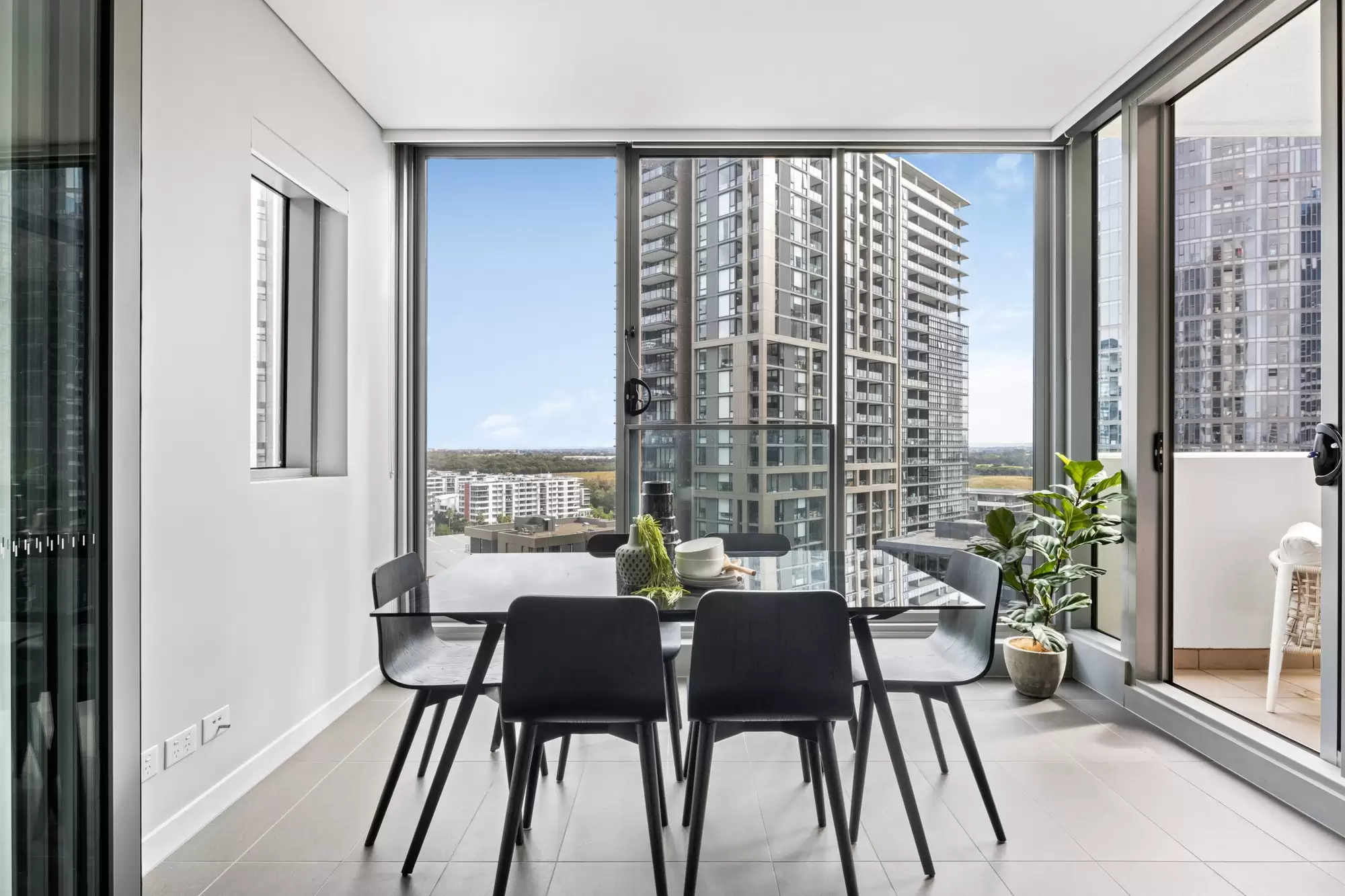 1412/18 Footbridge Boulevard, Wentworth Point Sold by Chidiac Realty - image 3