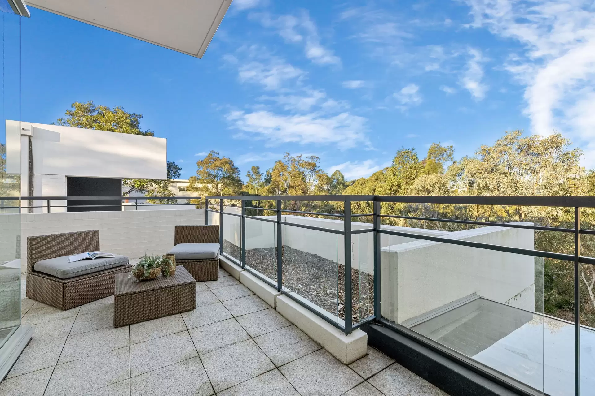 12/3 Owens Avenue, Newington Sold by Chidiac Realty - image 1
