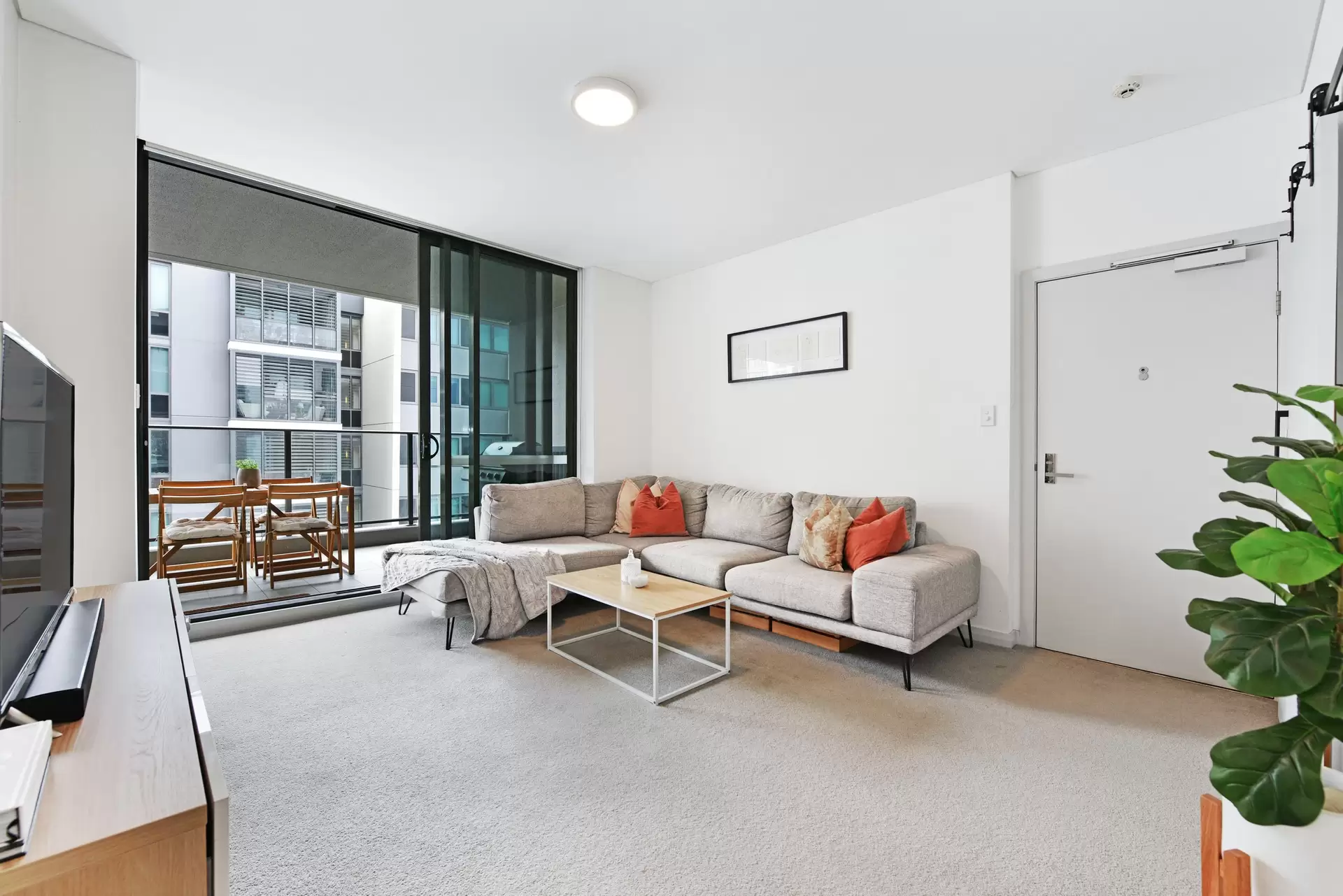 608/55 Hill Road, Wentworth Point Sold by Chidiac Realty - image 1