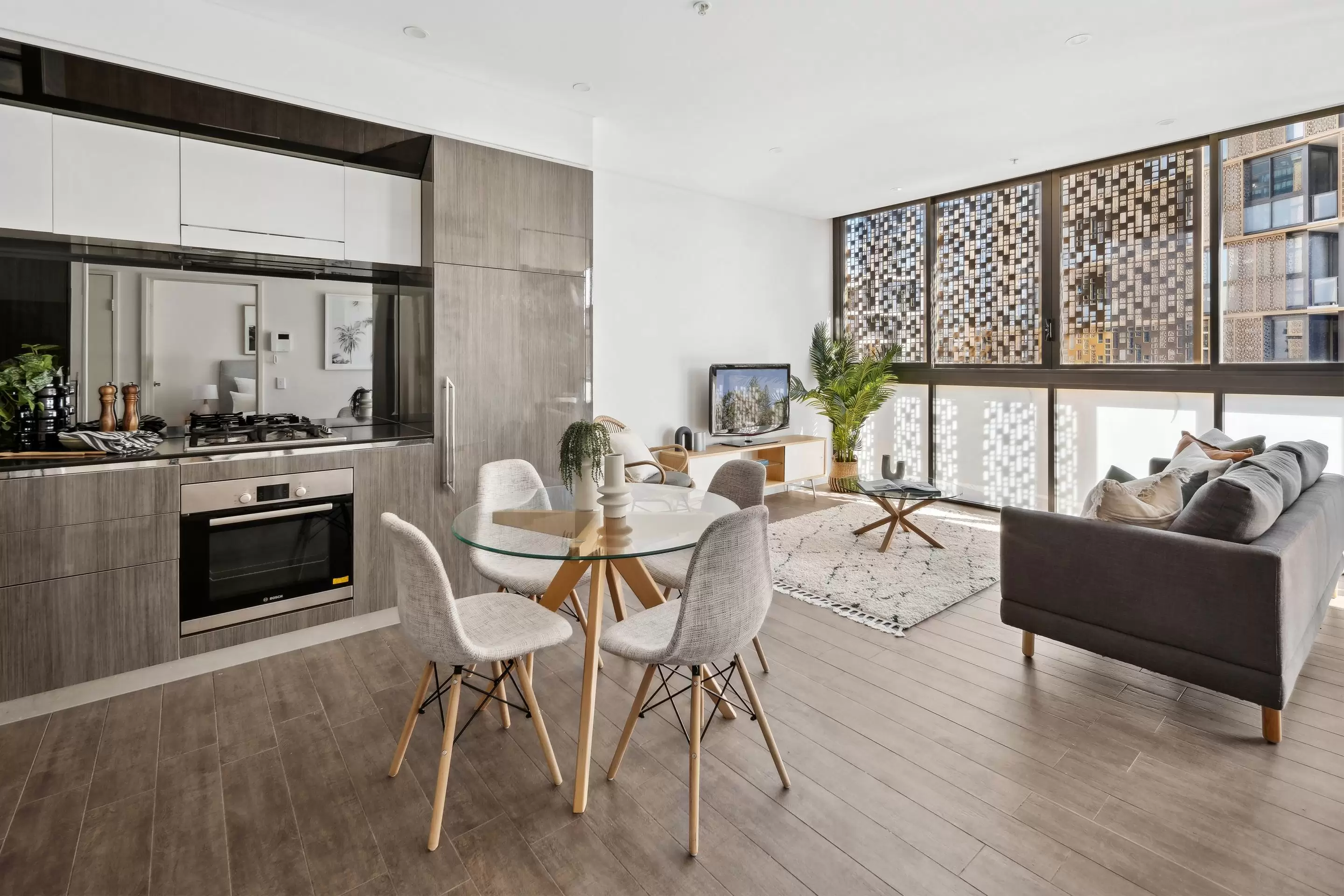 523/1C Burroway Road, Wentworth Point Sold by Chidiac Realty - image 5