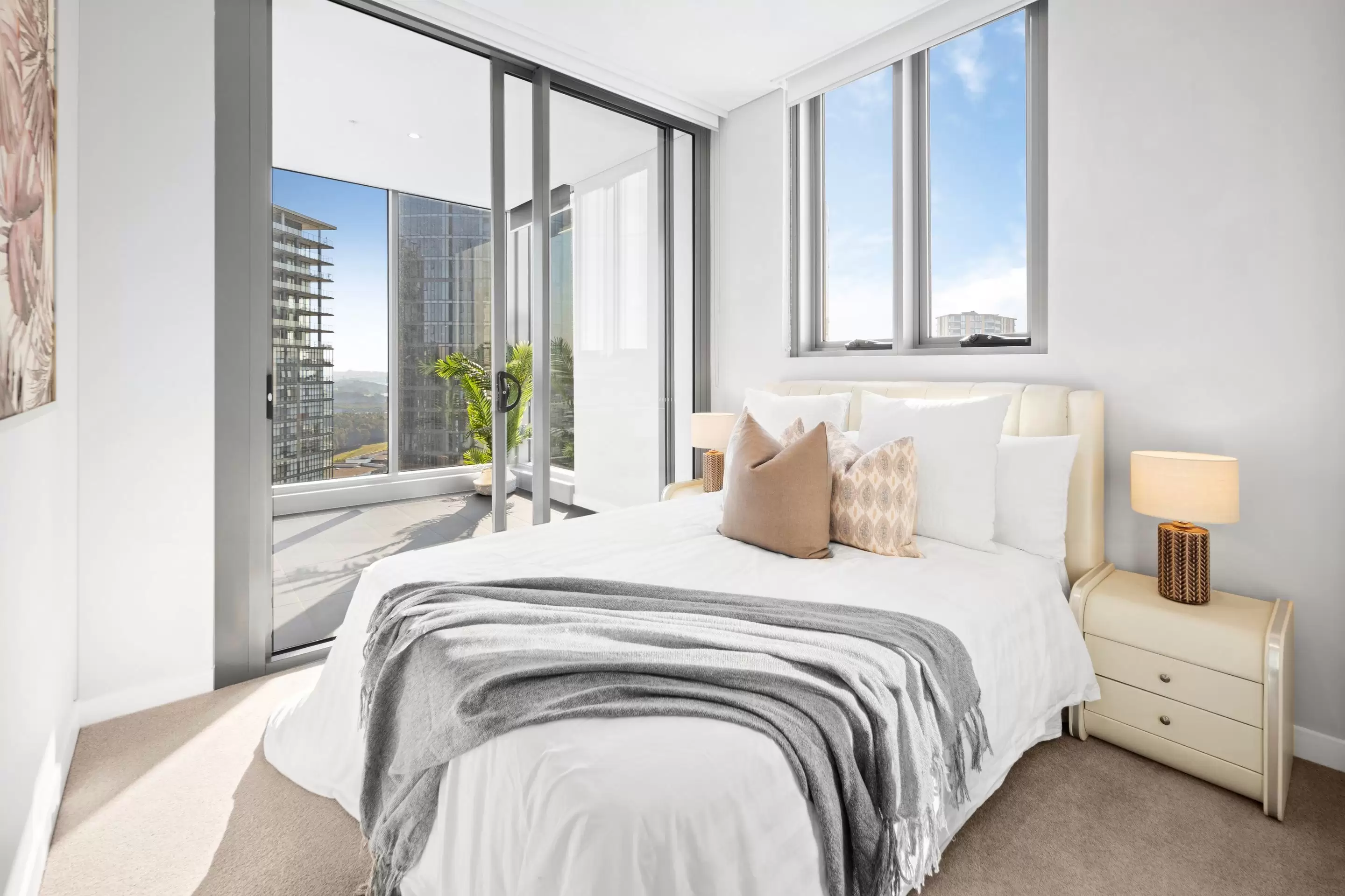 2015/18 Footbridge Boulevard, Wentworth Point Sold by Chidiac Realty - image 7