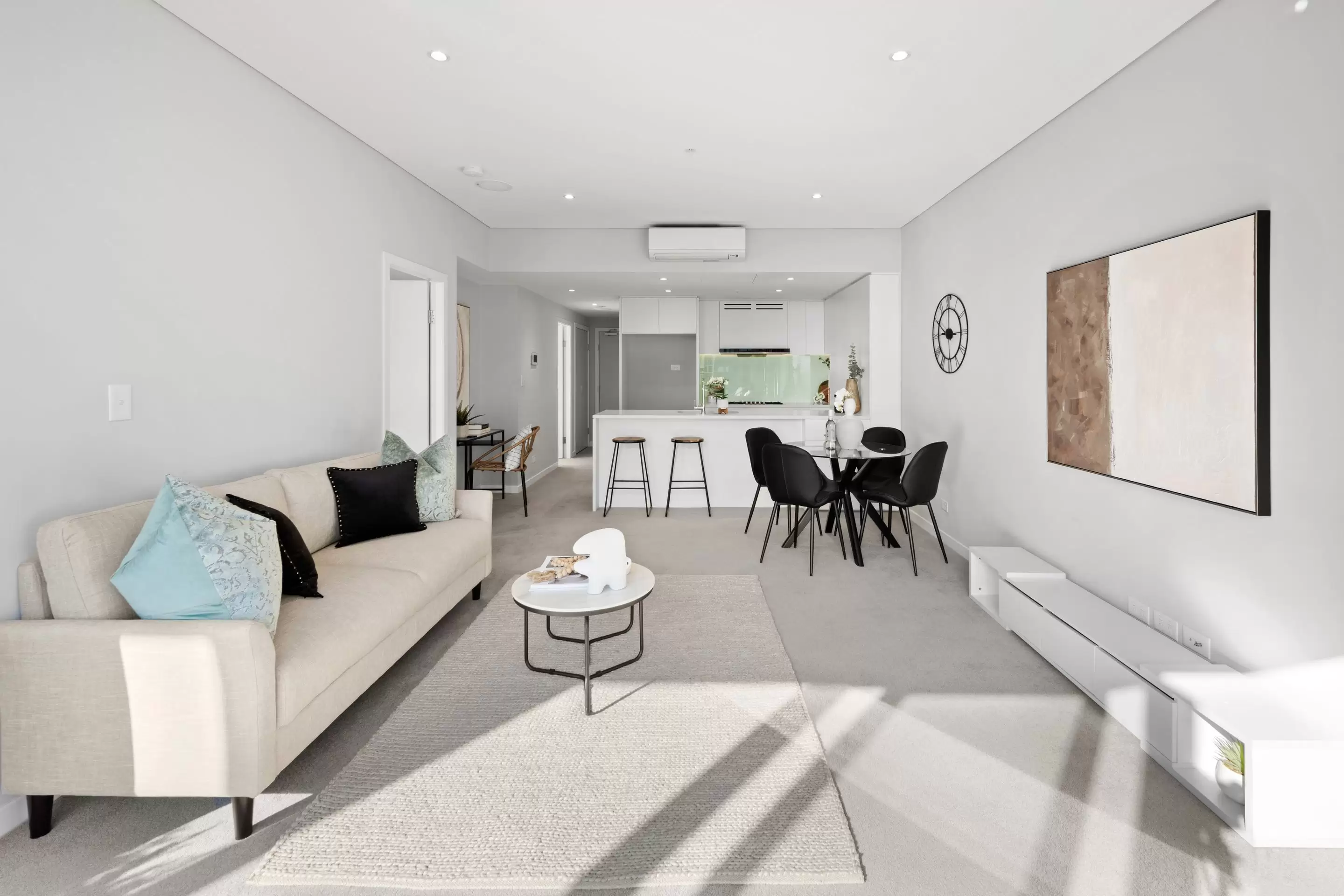 2015/18 Footbridge Boulevard, Wentworth Point Sold by Chidiac Realty - image 3