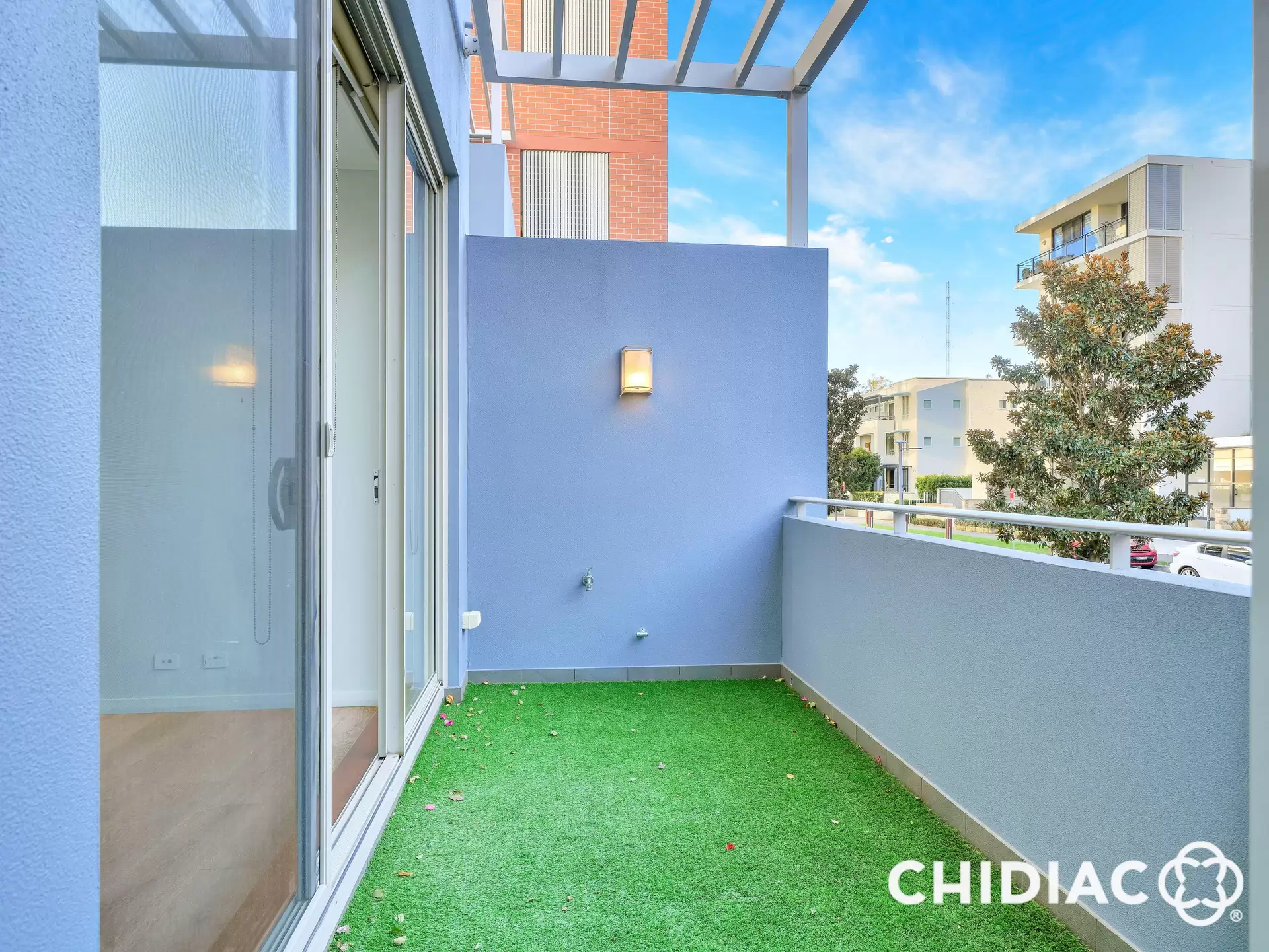 212/18 Marine Parade, Wentworth Point Leased by Chidiac Realty - image 1