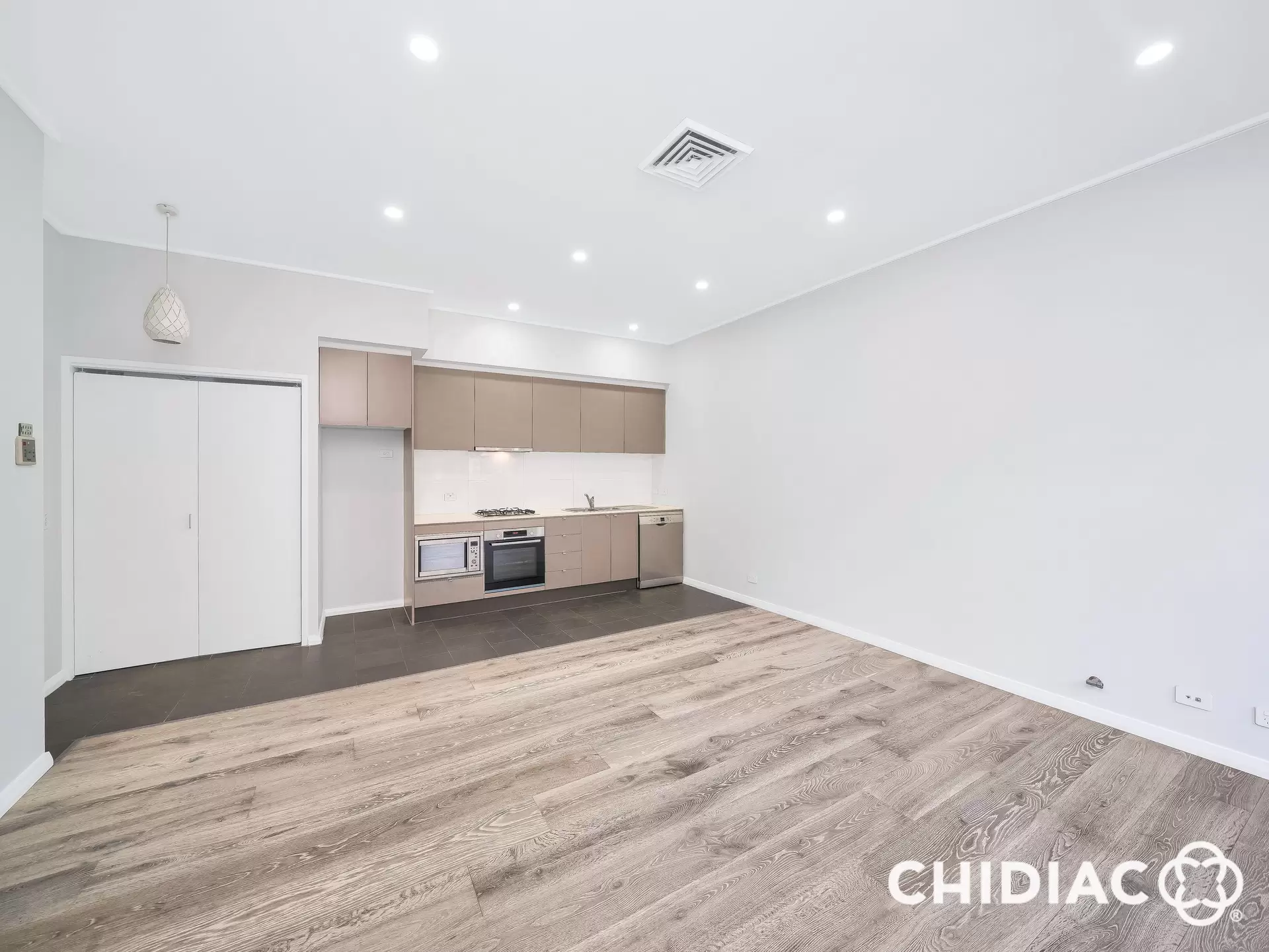 212/18 Marine Parade, Wentworth Point Leased by Chidiac Realty - image 1