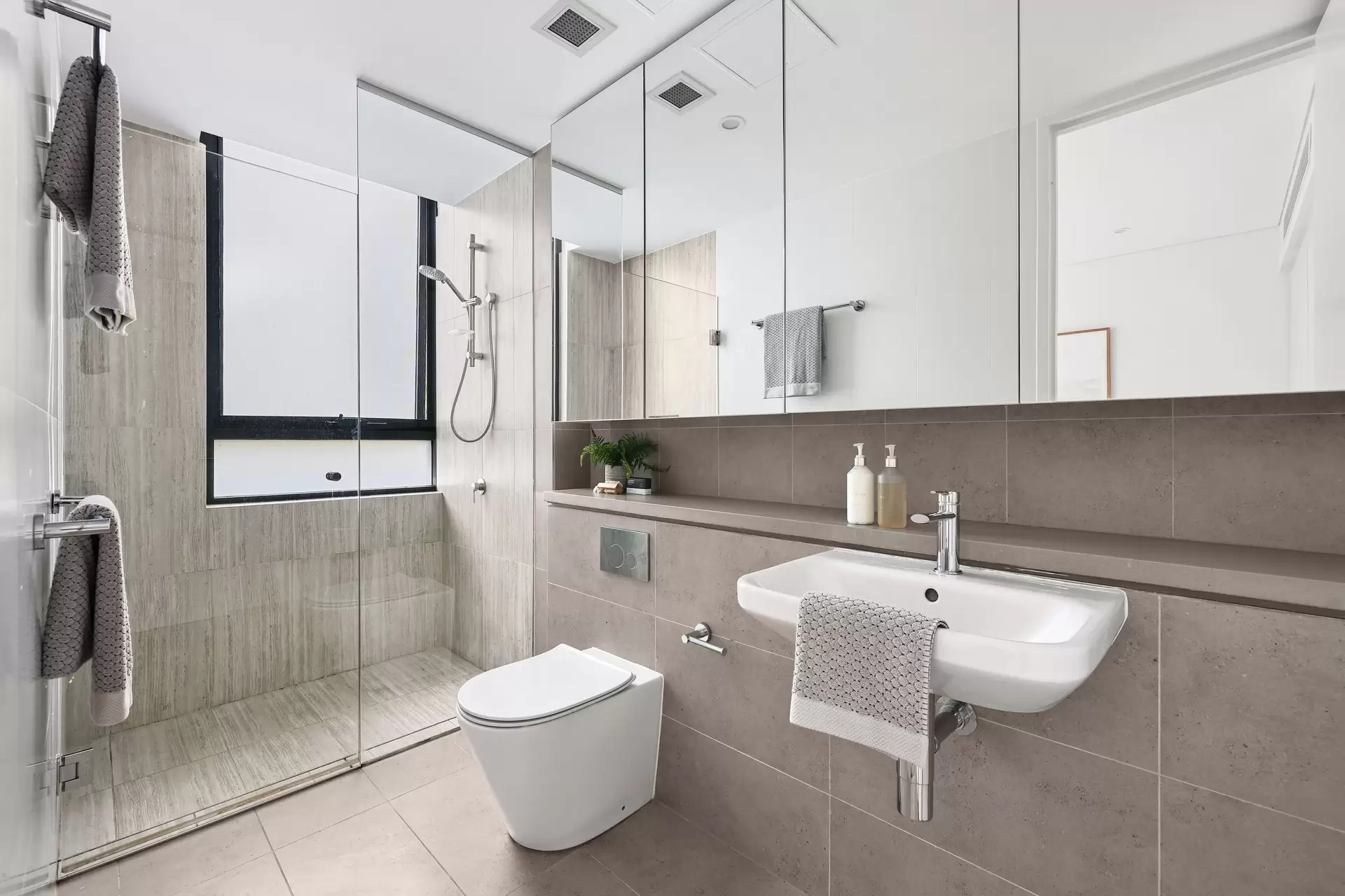 B102/5-7 Telegraph Road, Pymble Sold by Chidiac Realty - image 1