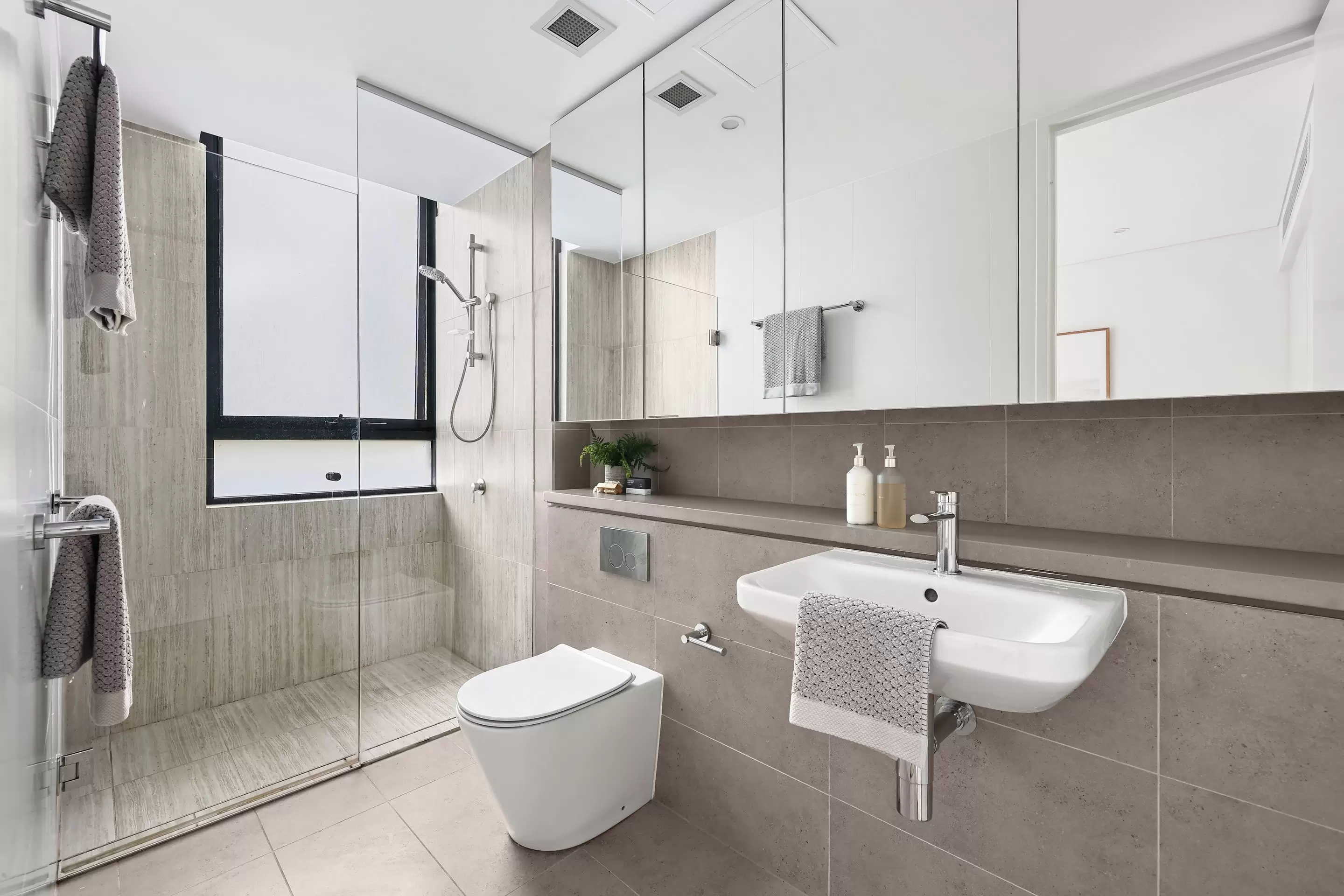 B102/5-7 Telegraph Road, Pymble Sold by Chidiac Realty - image 8