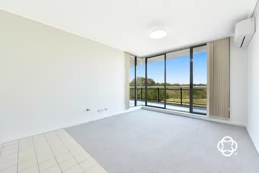 111/27 Bennelong Parkway, Wentworth Point Leased by Chidiac Realty