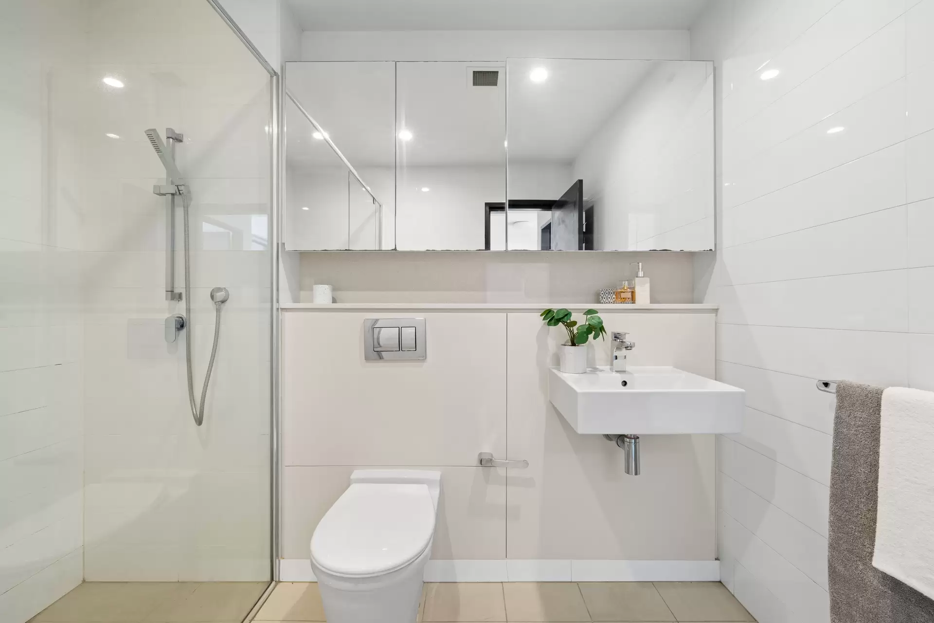 408/16 Savona Drive, Wentworth Point Sold by Chidiac Realty - image 1