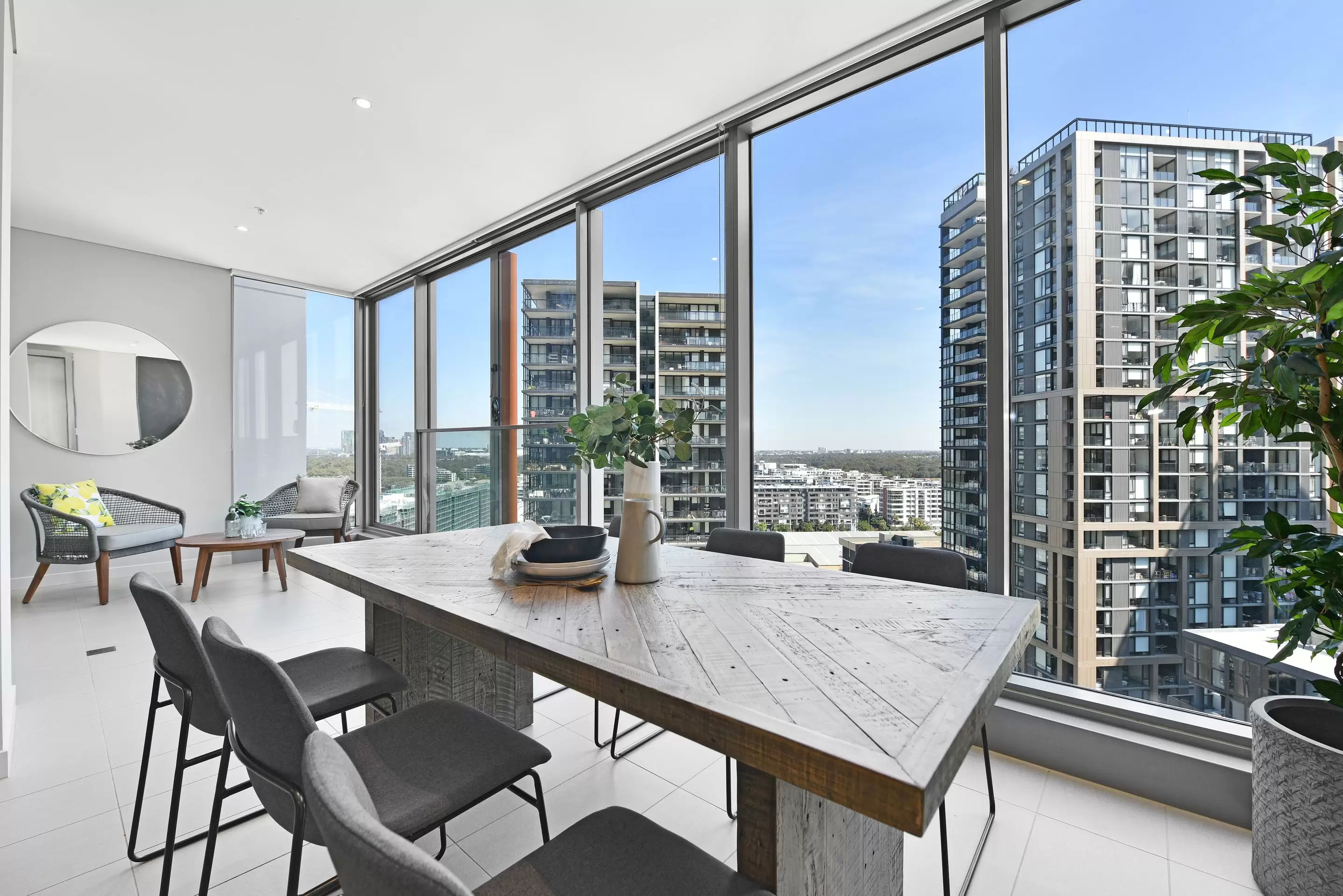 1613/18 Footbridge Boulevard, Wentworth Point Sold by Chidiac Realty - image 6