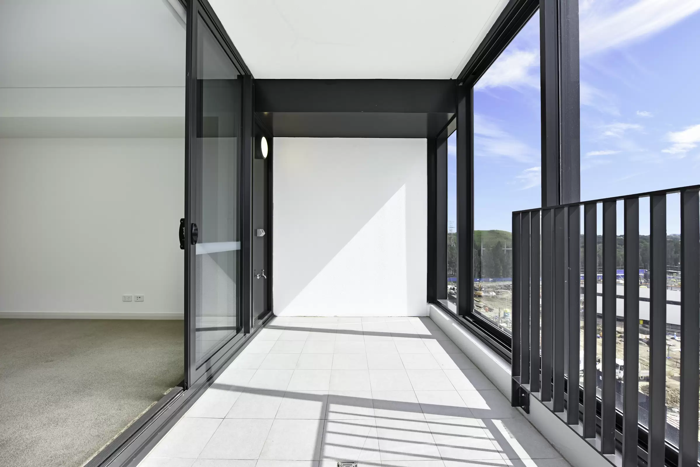 708/57 Hill Road, Wentworth Point Leased by Chidiac Realty - image 3