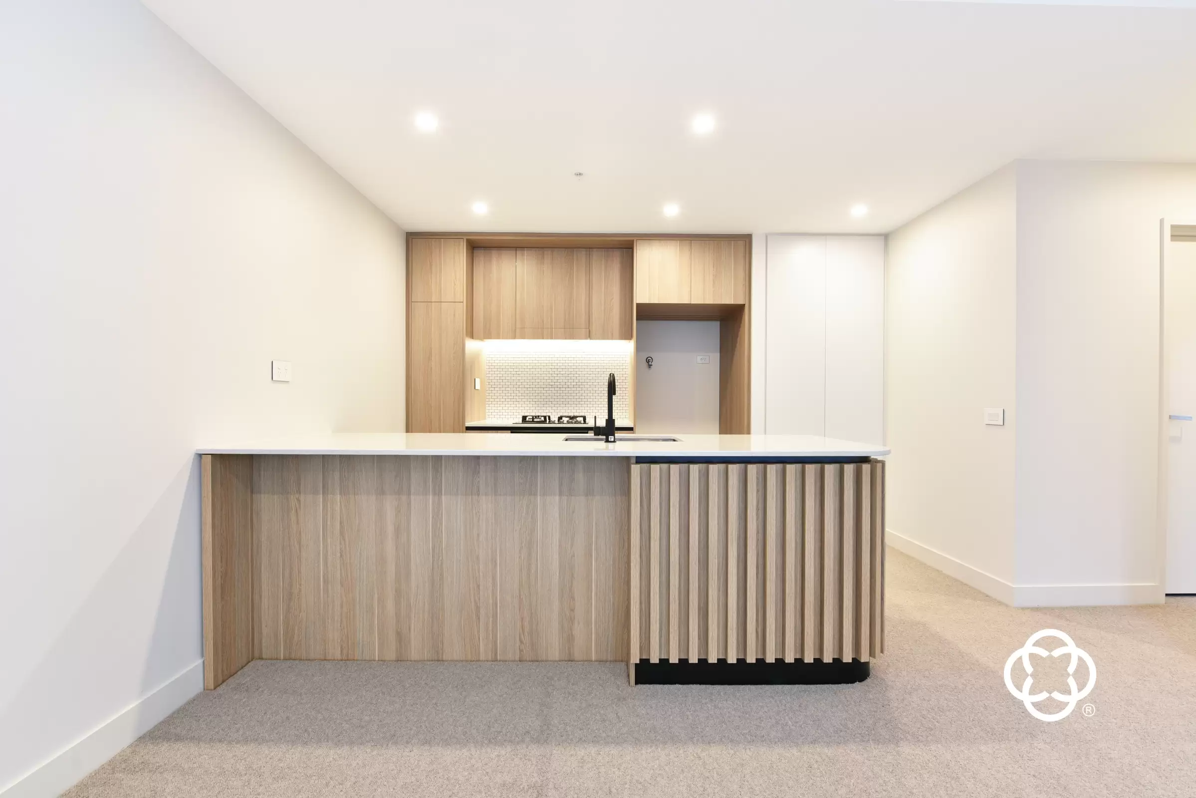 402/14 Hill Road, Wentworth Point Leased by Chidiac Realty - image 2