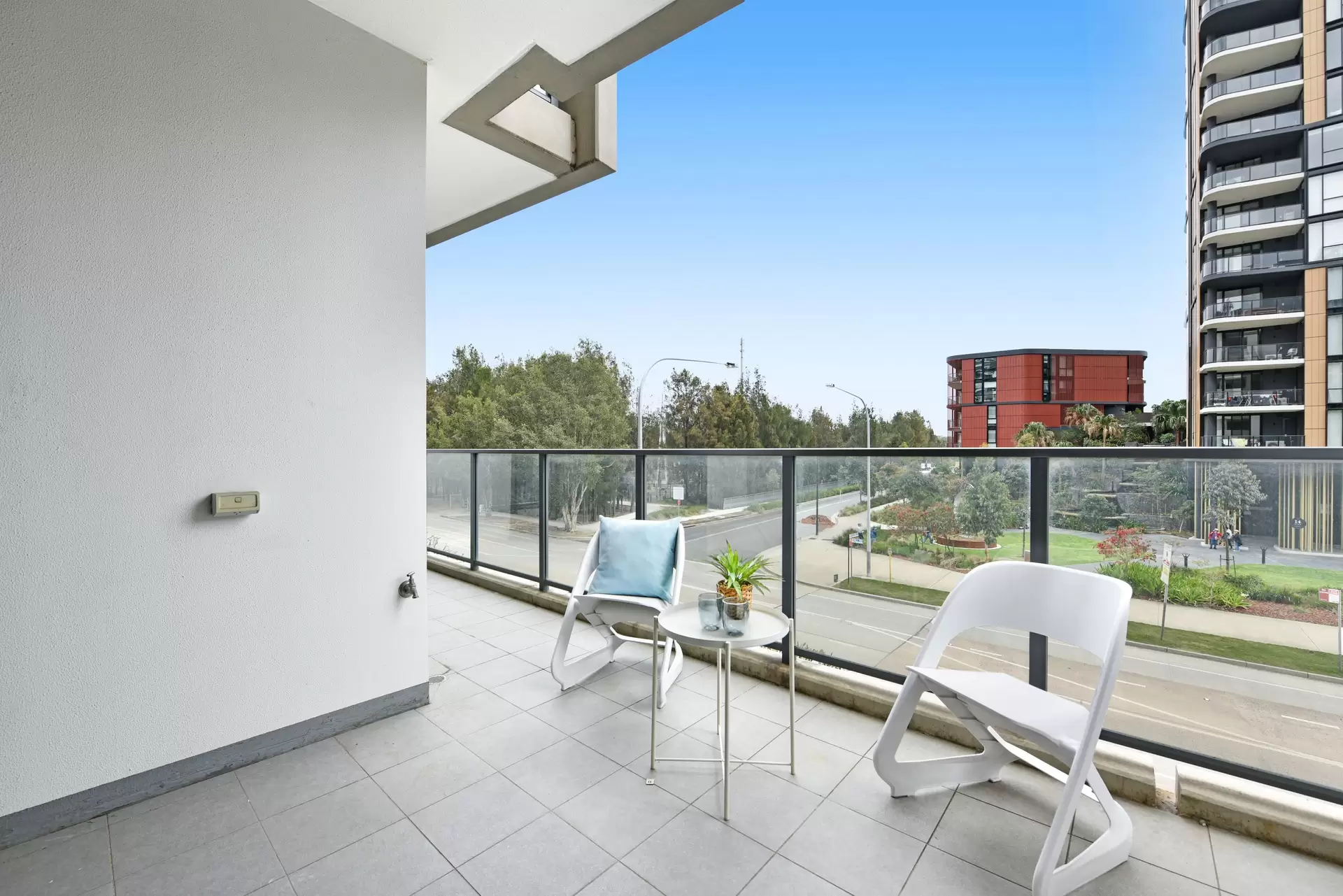 303/53 Hill Road, Wentworth Point Sold by Chidiac Realty - image 1