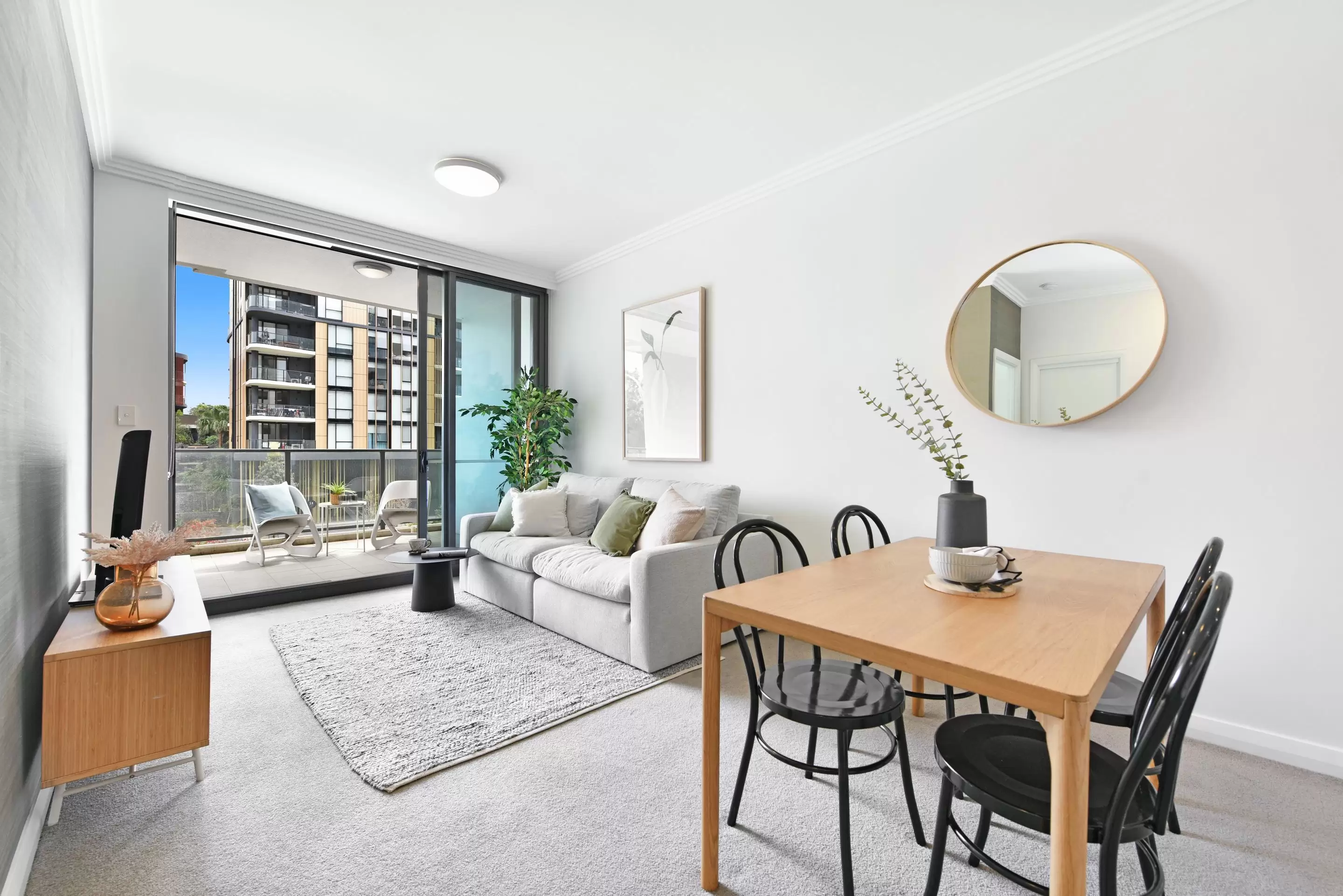 303/53 Hill Road, Wentworth Point Sold by Chidiac Realty - image 1