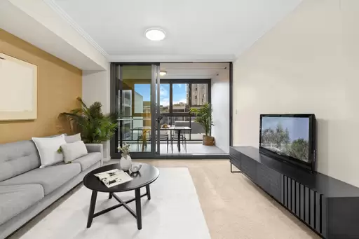 702/1 Footbridge Boulevard, Wentworth Point Sold by Chidiac Realty