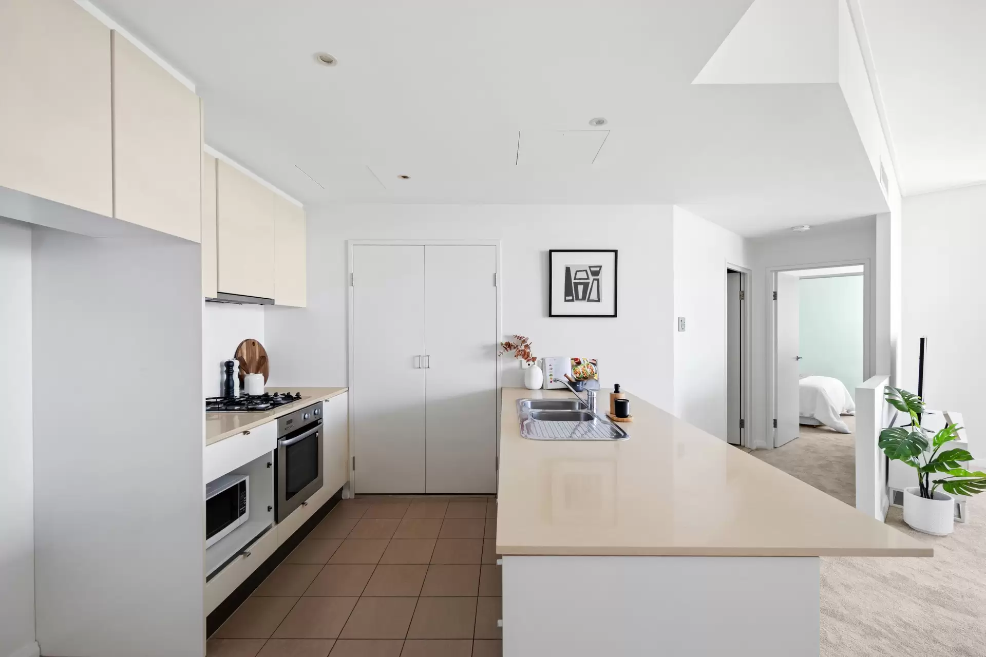 444/46 Baywater Drive, Wentworth Point Sold by Chidiac Realty - image 1