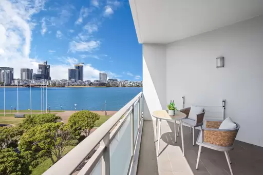 444/46 Baywater Drive, Wentworth Point Sold by Chidiac Realty