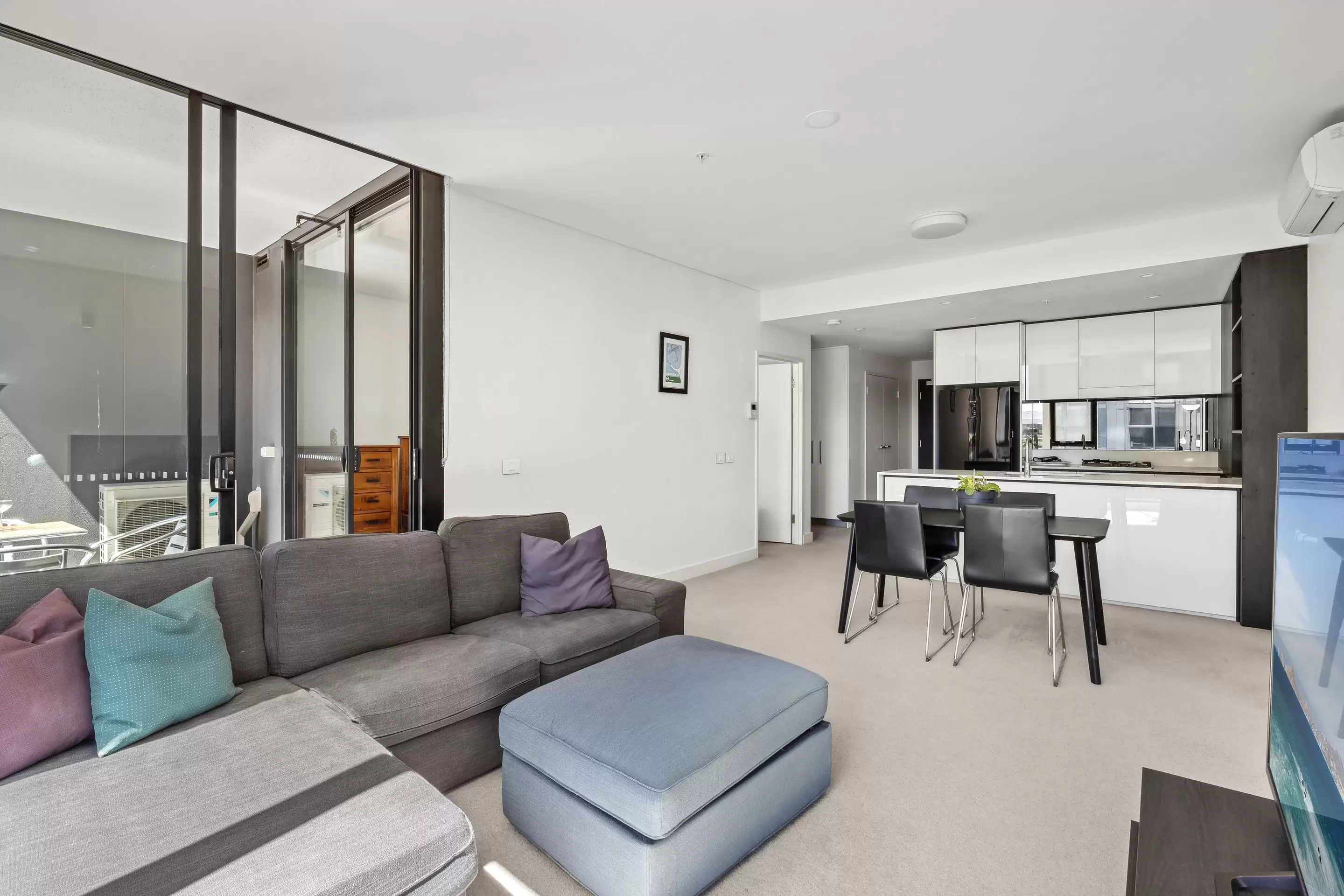 908/46 Savona Drive, Wentworth Point Sold by Chidiac Realty - image 6