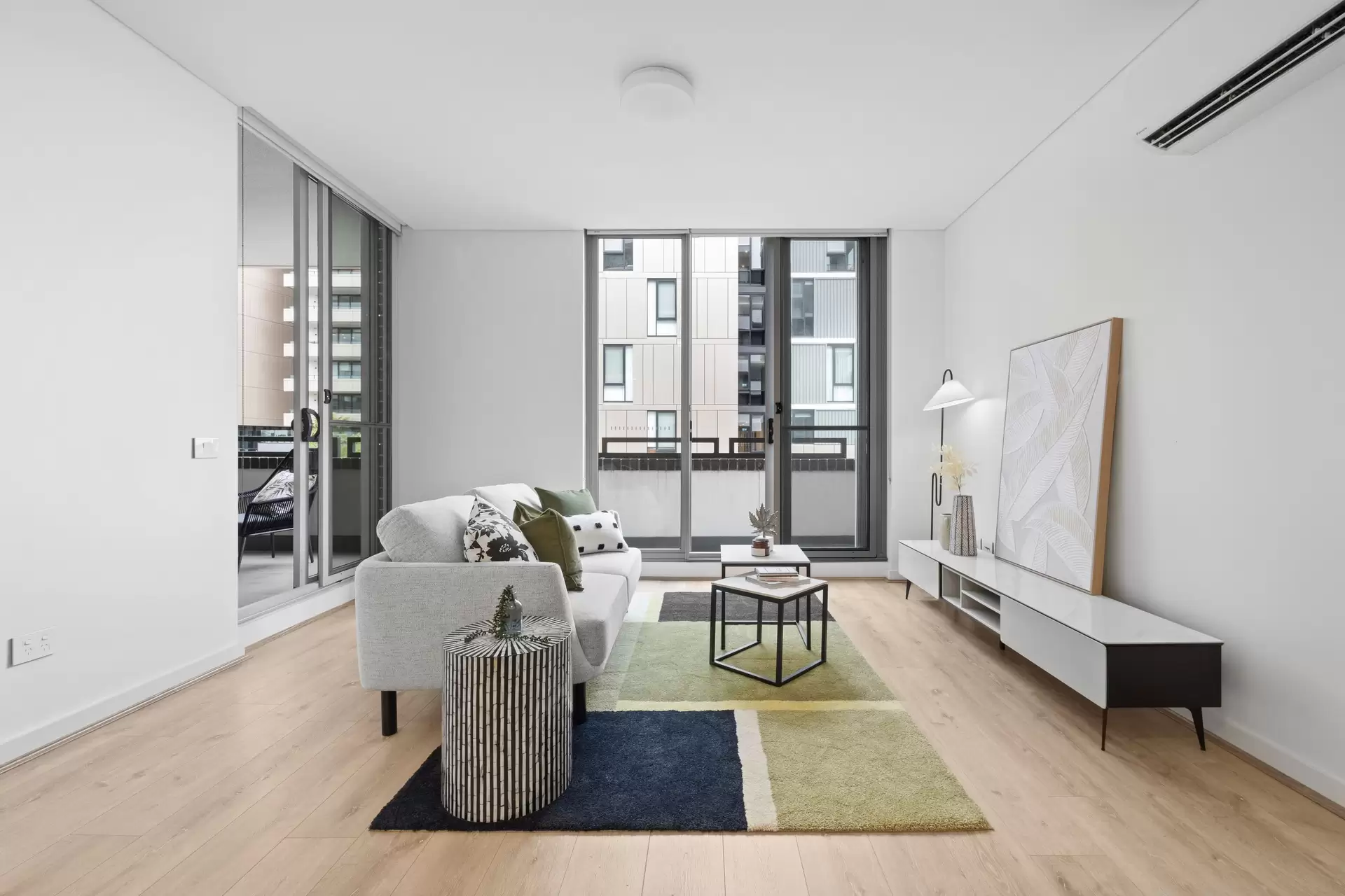 317/5 Verona Drive, Wentworth Point Sold by Chidiac Realty - image 1