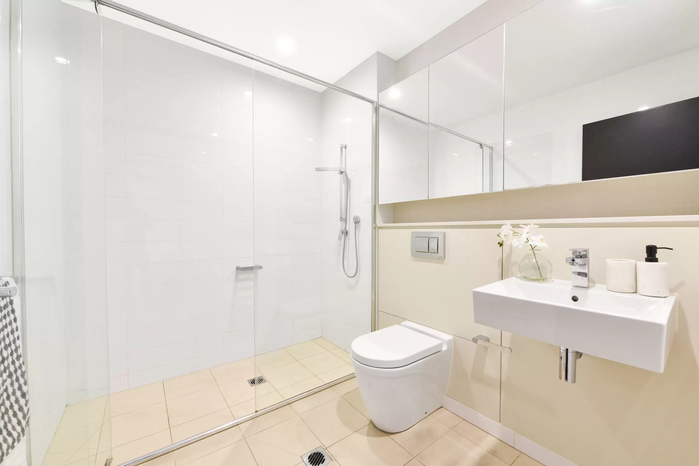 409/12 Nuvolari Place, Wentworth Point Sold by Chidiac Realty - image 7