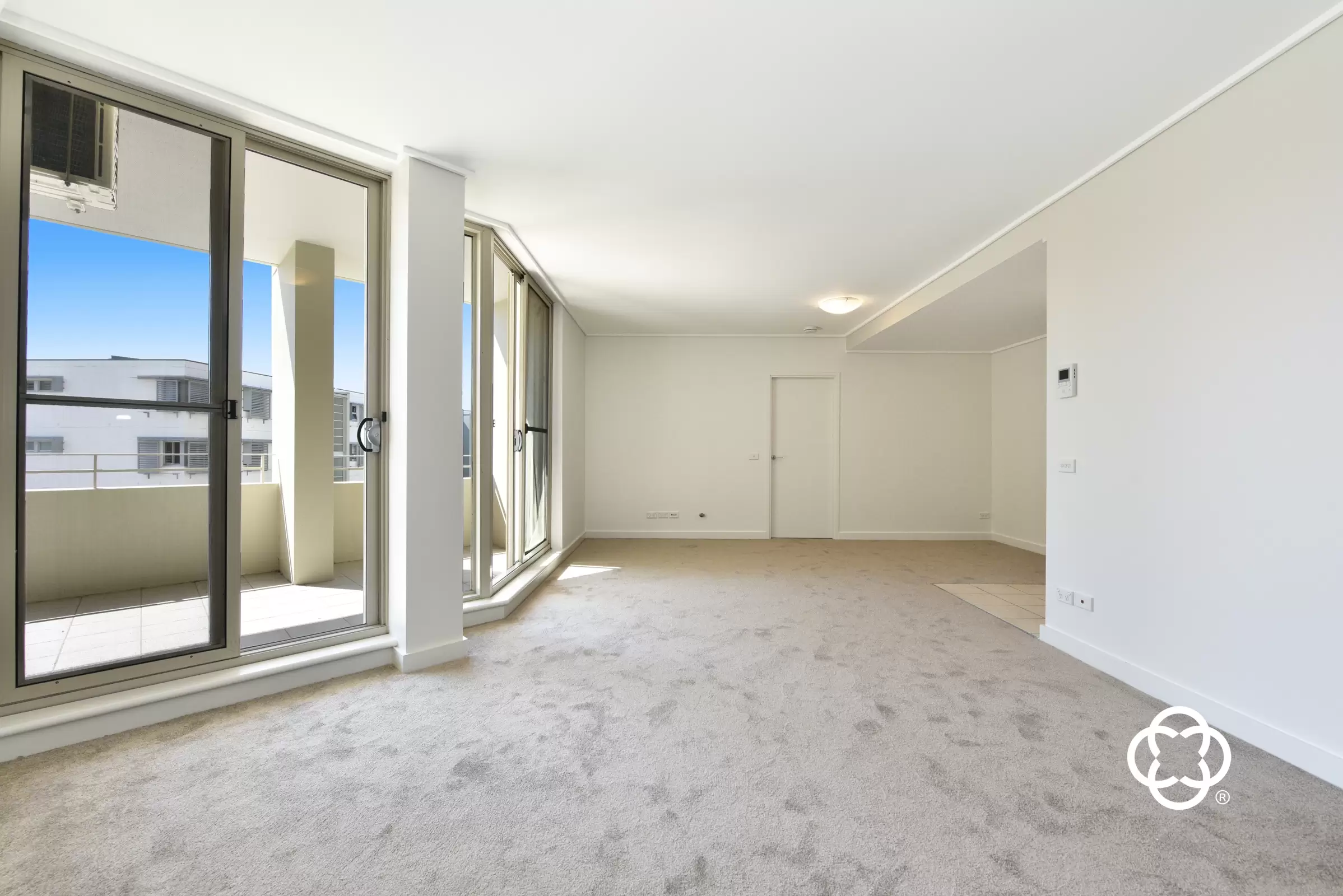 406/2 The Piazza, Wentworth Point Leased by Chidiac Realty - image 1
