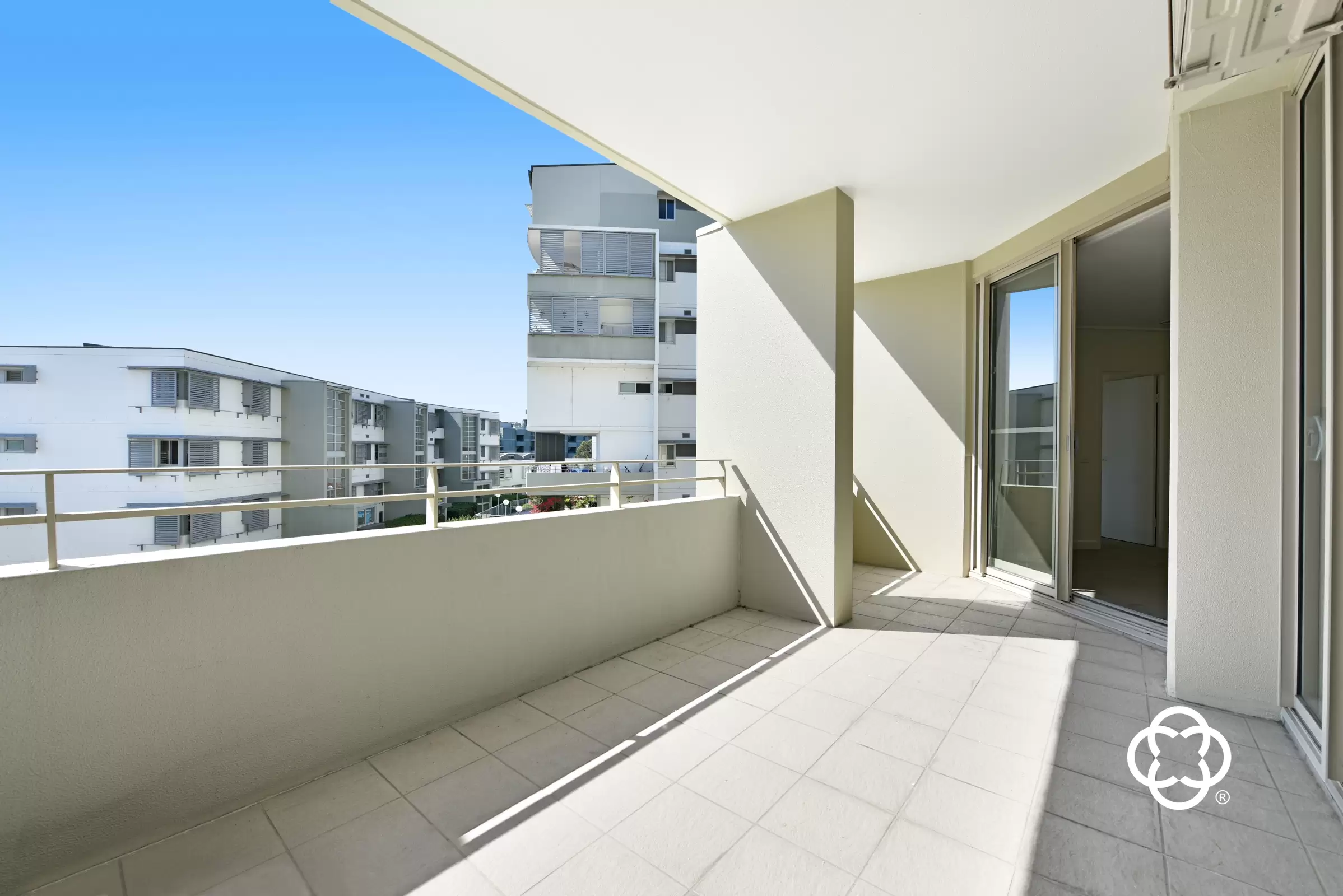 406/2 The Piazza, Wentworth Point Leased by Chidiac Realty - image 2