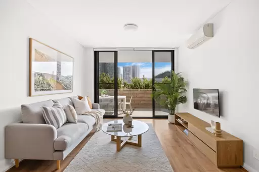 228/26 Baywater Drive, Wentworth Point Sold by Chidiac Realty