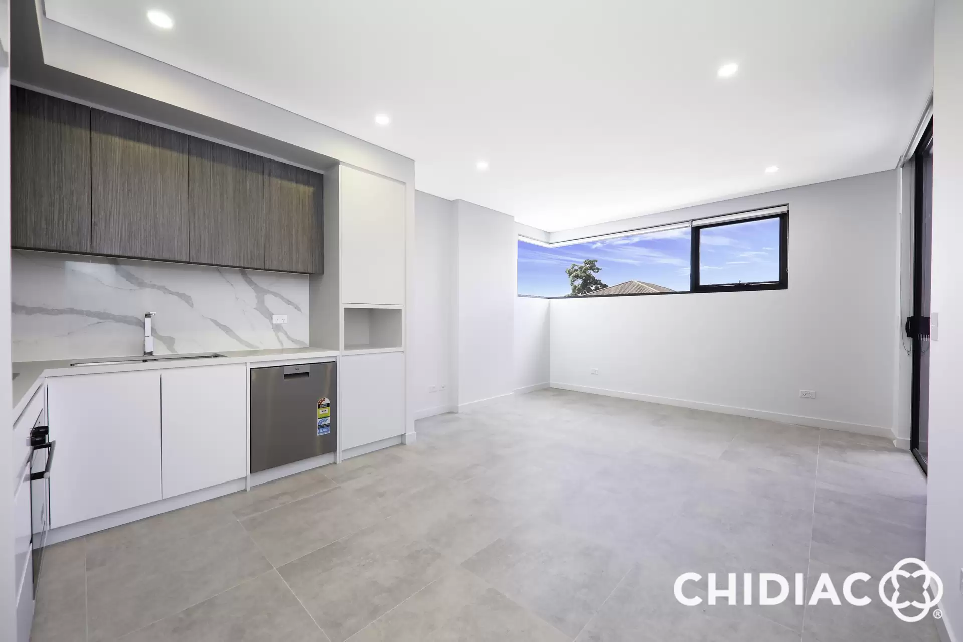 28/9-13 Goulburn Street, Warwick Farm Leased by Chidiac Realty - image 1