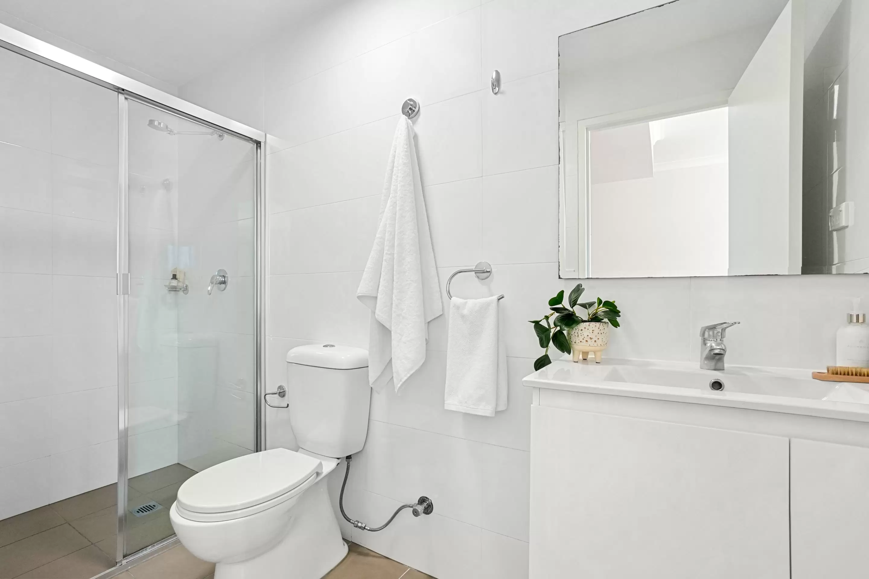 G04/11-15 Robiliard Street, Mays Hill Sold by Chidiac Realty - image 9