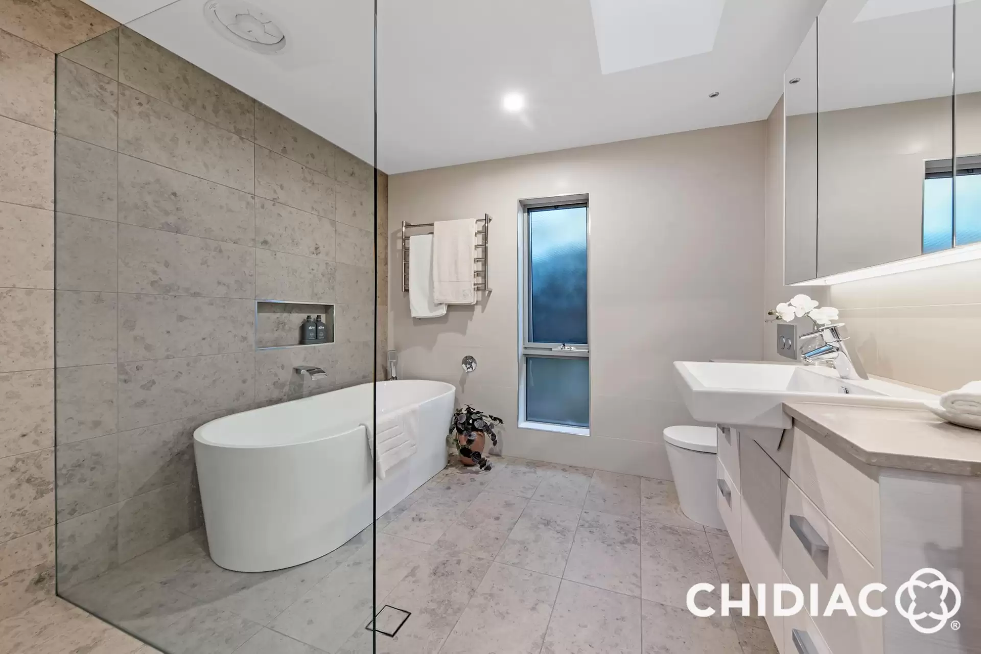7 Araluen Place, Glenhaven Leased by Chidiac Realty - image 1