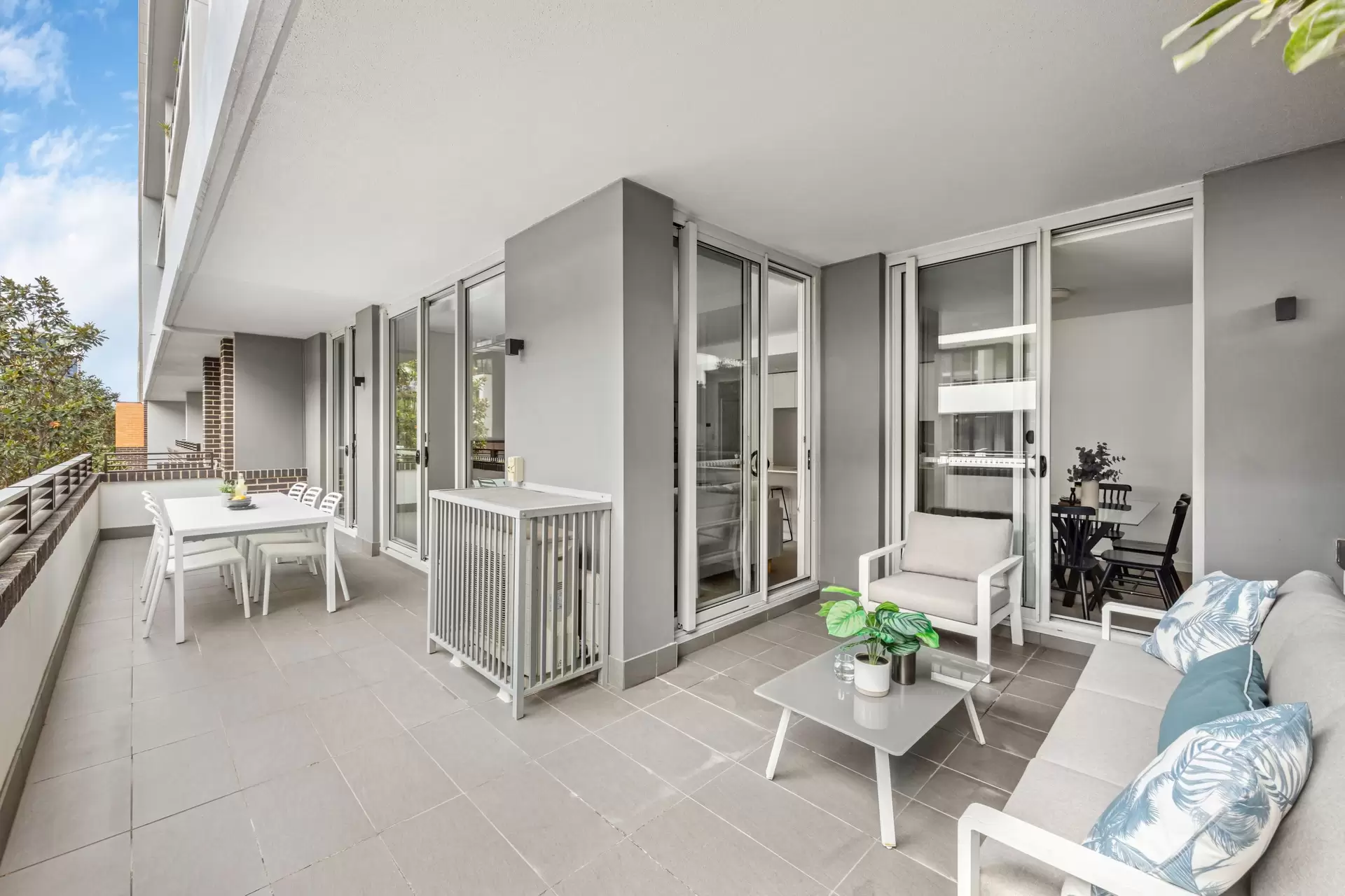 230/2 Half St, Wentworth Point Sold by Chidiac Realty - image 1