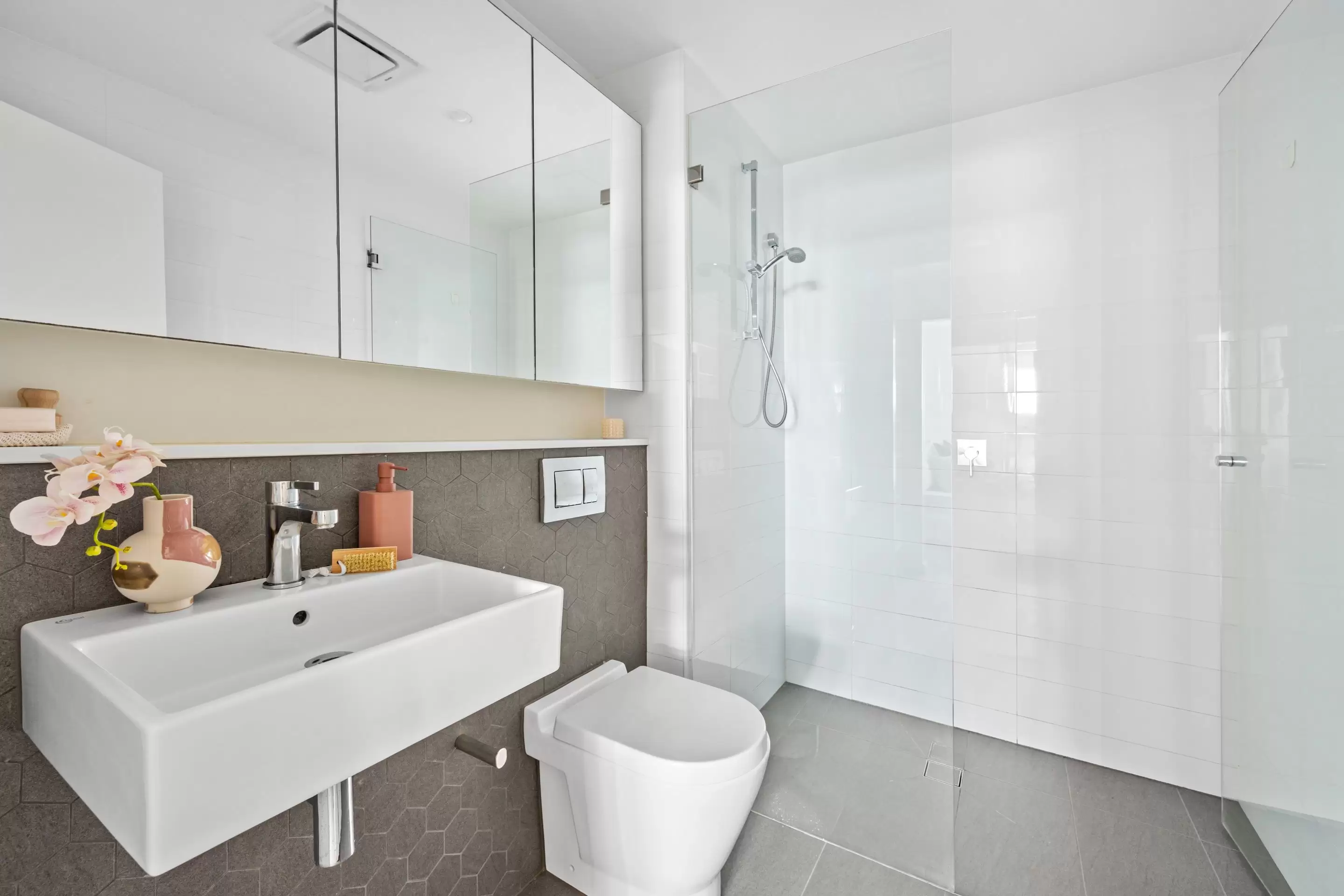 230/2 Half St, Wentworth Point Sold by Chidiac Realty - image 9