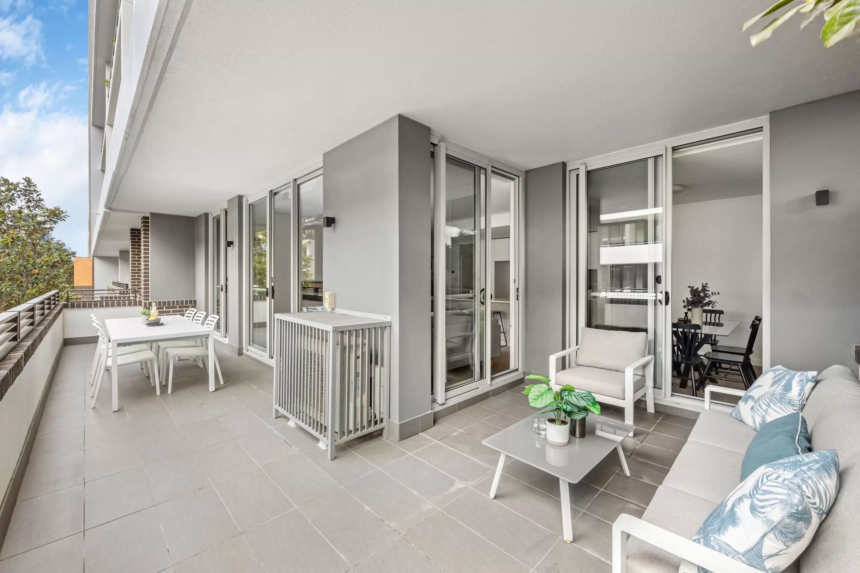 230/2 Half St, Wentworth Point Sold by Chidiac Realty - image 2