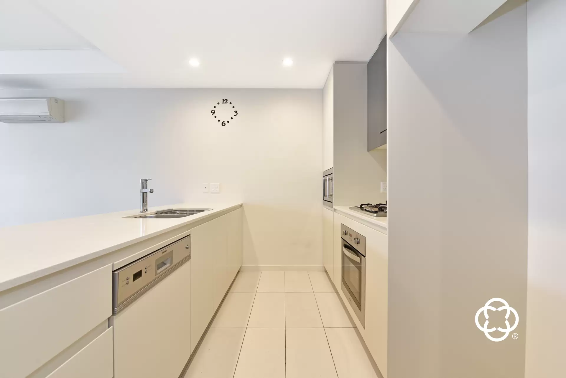 504/9 Baywater Drive, Wentworth Point Leased by Chidiac Realty - image 1