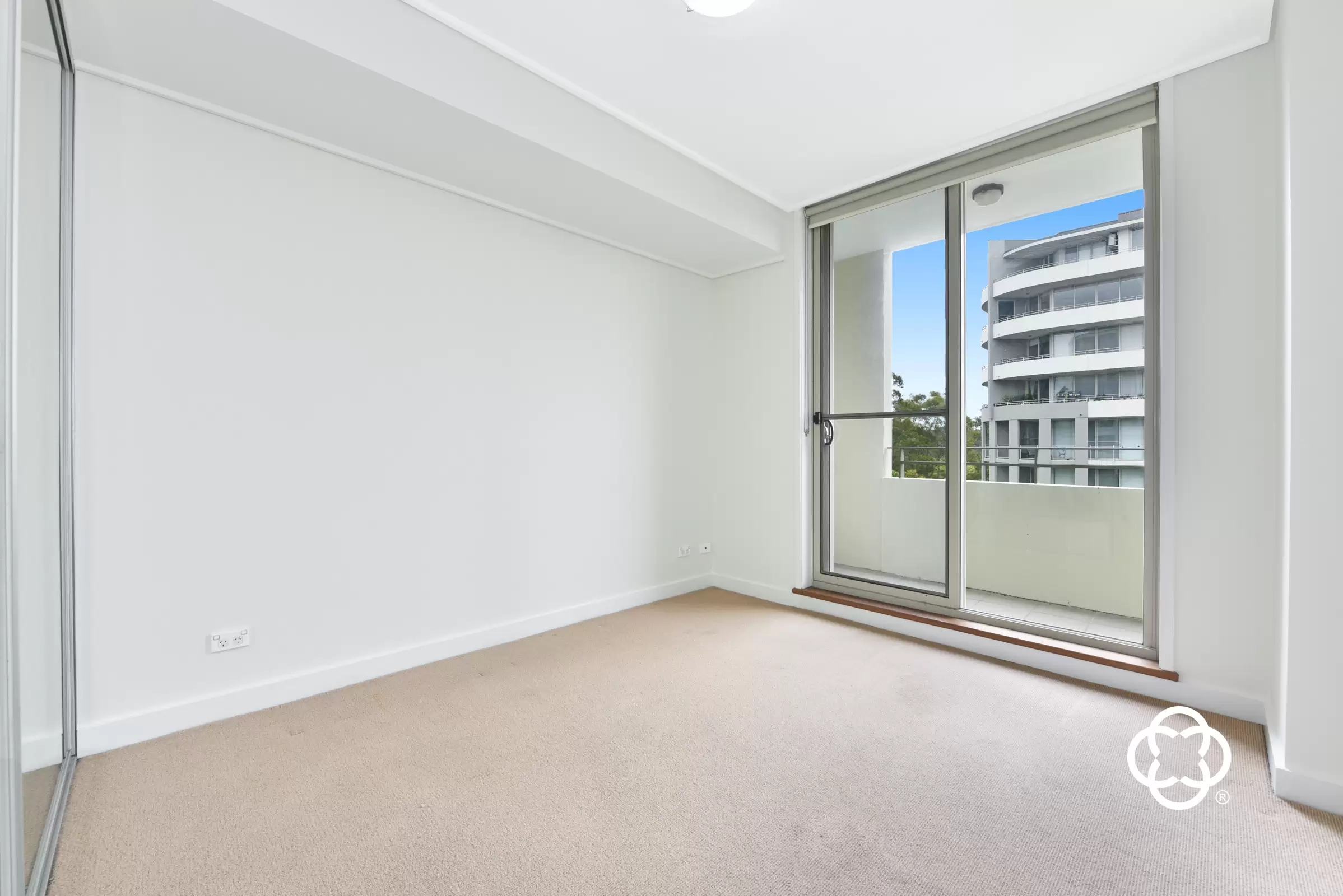 402/2 The Piazza, Wentworth Point Leased by Chidiac Realty - image 4