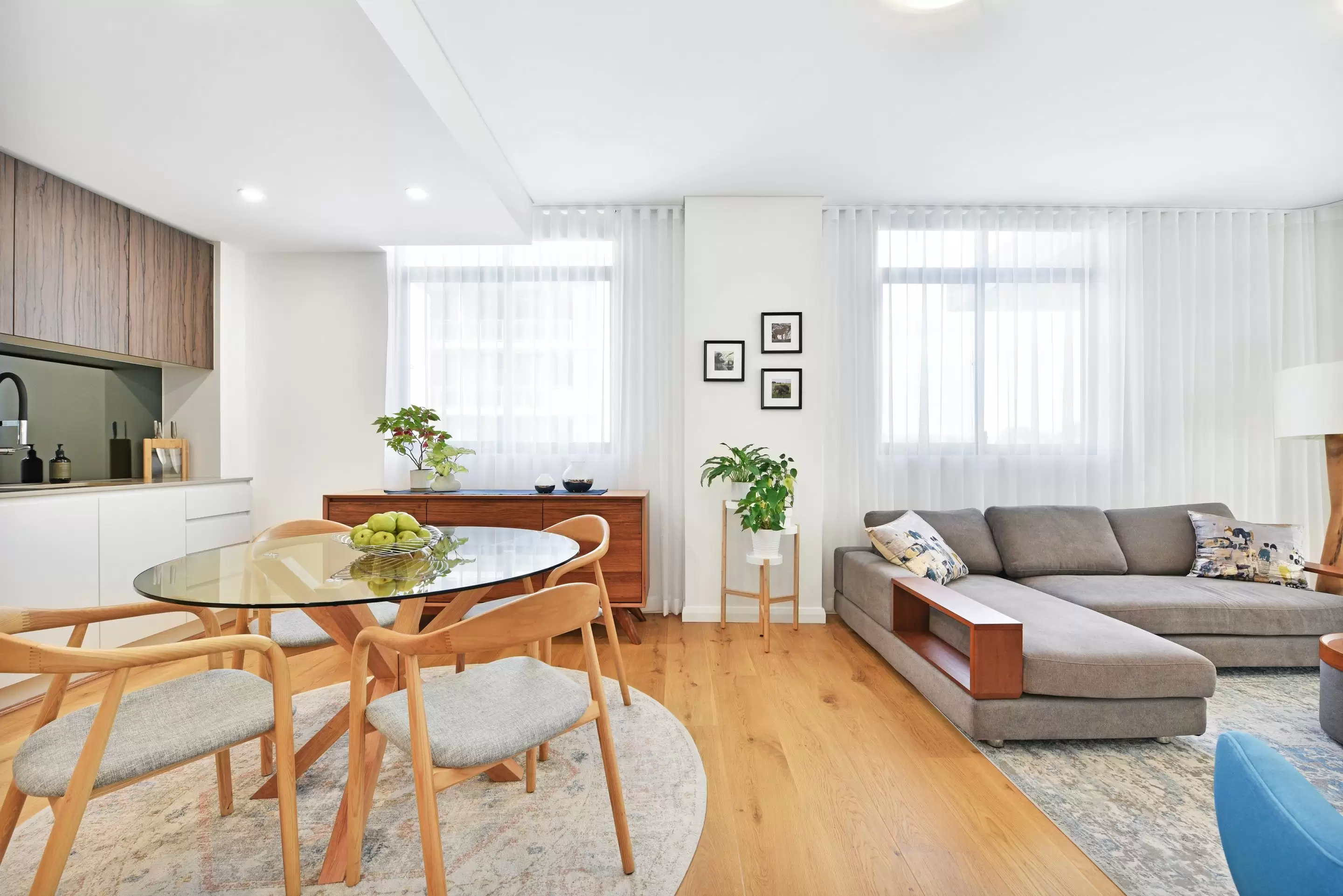 522/45 Amalfi Drive, Wentworth Point Sold by Chidiac Realty - image 1