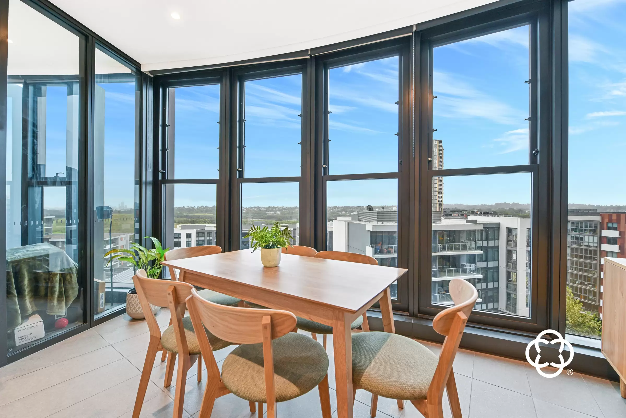 514/2 Waterways Street, Wentworth Point Leased by Chidiac Realty - image 3