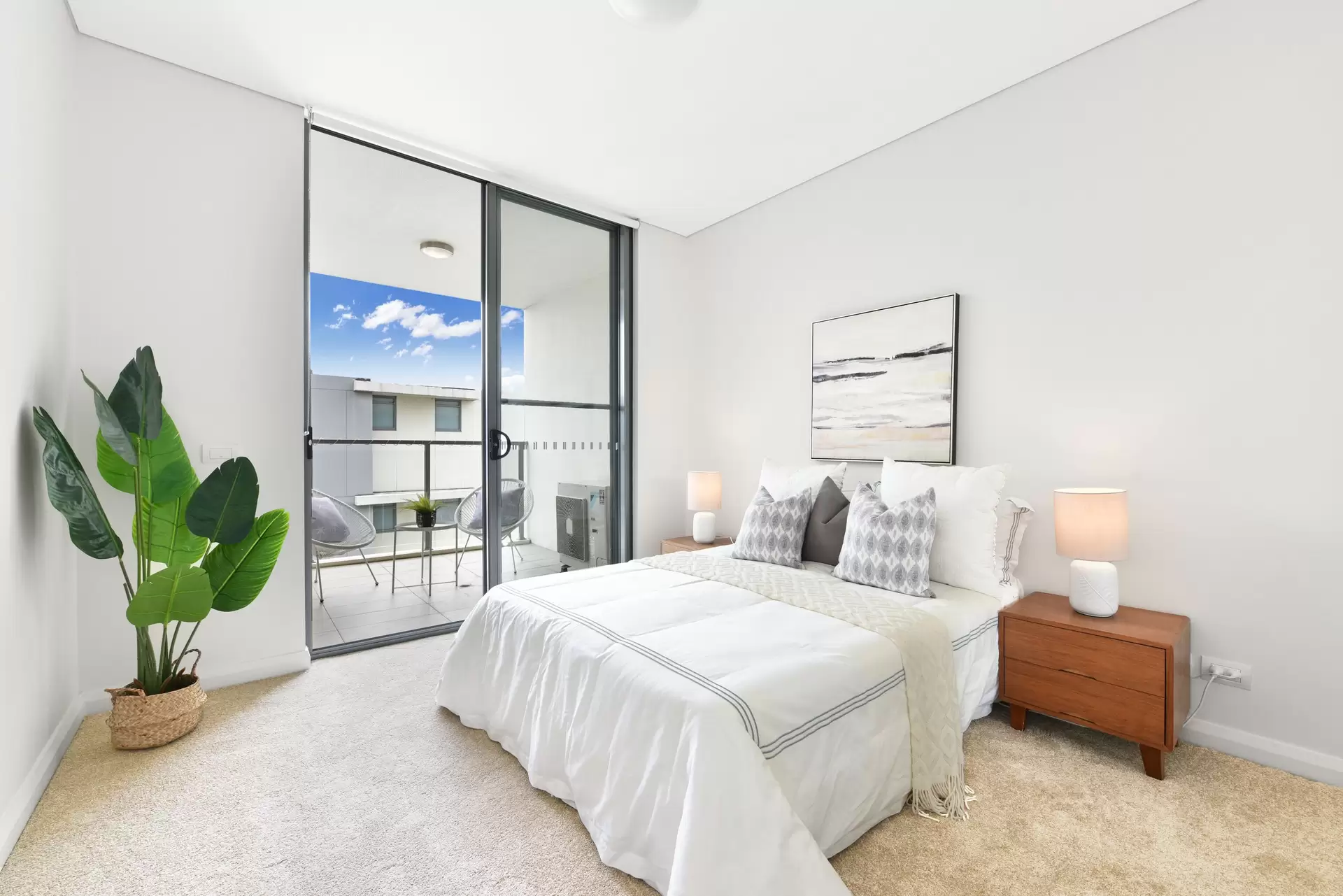 806/7 Stromboli Strait, Wentworth Point Sold by Chidiac Realty - image 1