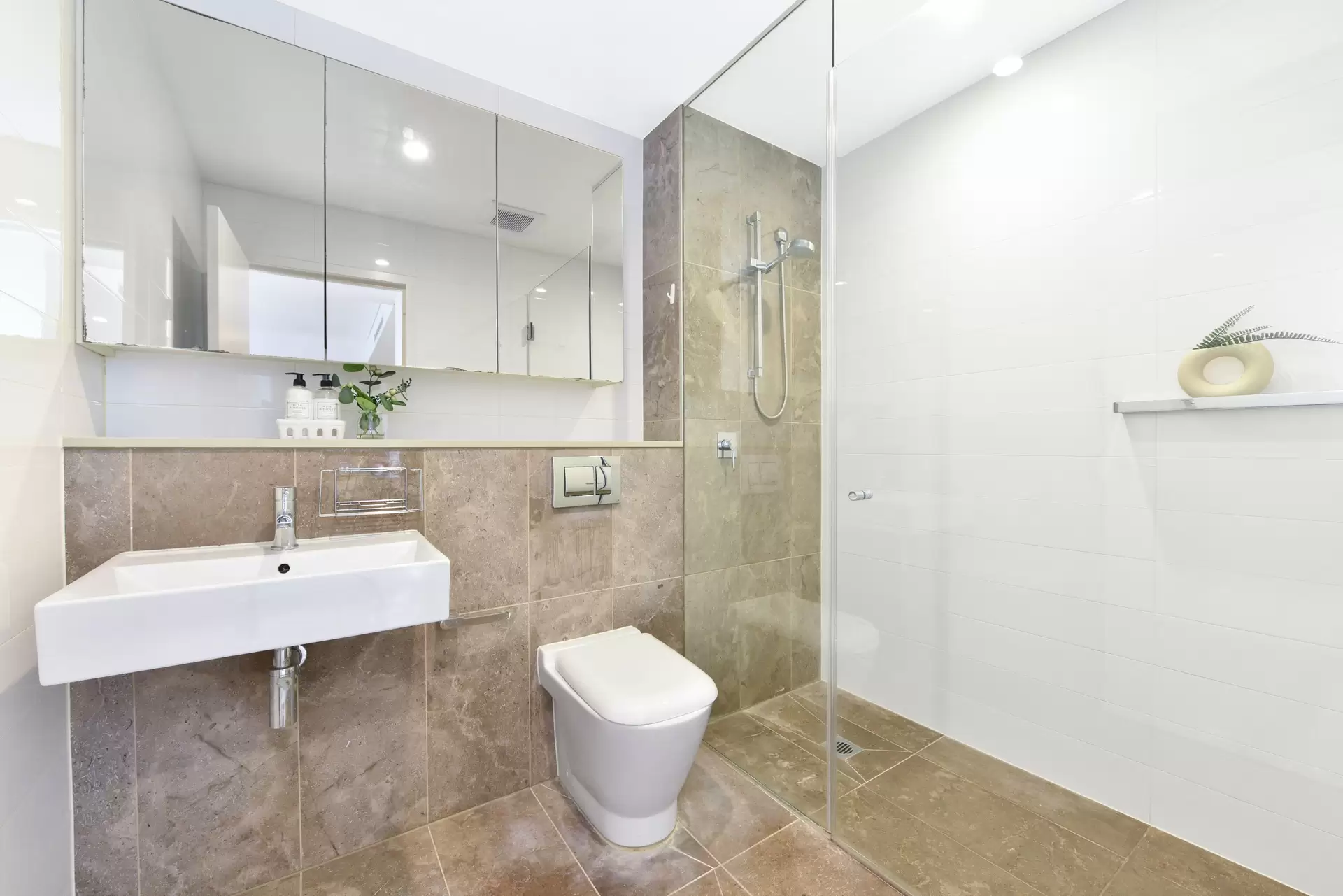 806/7 Stromboli Strait, Wentworth Point Sold by Chidiac Realty - image 1