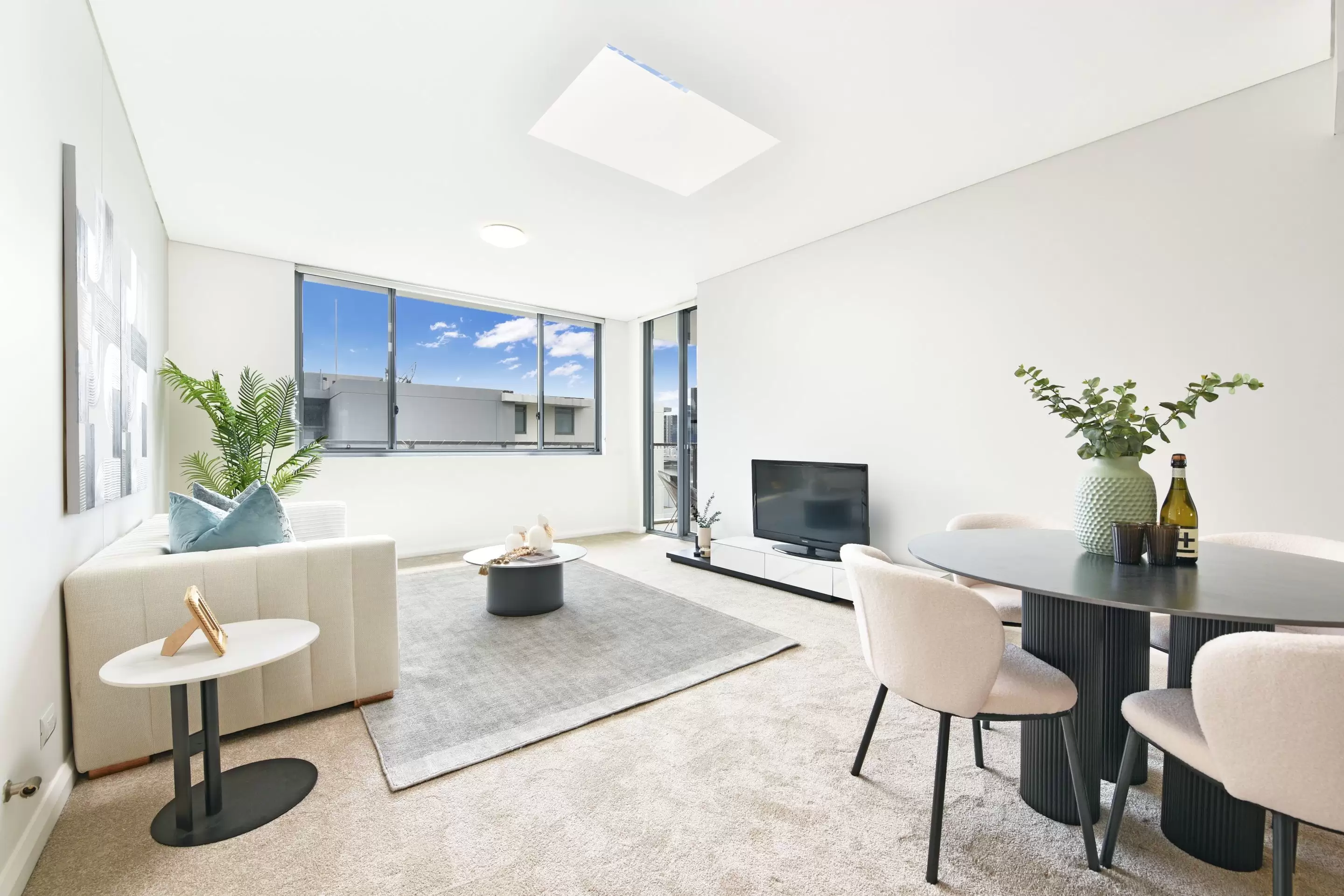 806/7 Stromboli Strait, Wentworth Point Sold by Chidiac Realty - image 2
