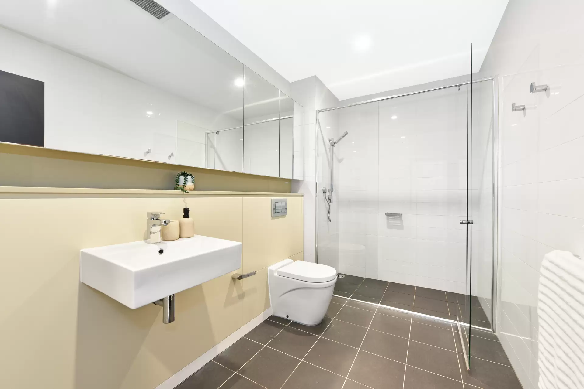 309/15 Baywater Drive, Wentworth Point Sold by Chidiac Realty - image 1