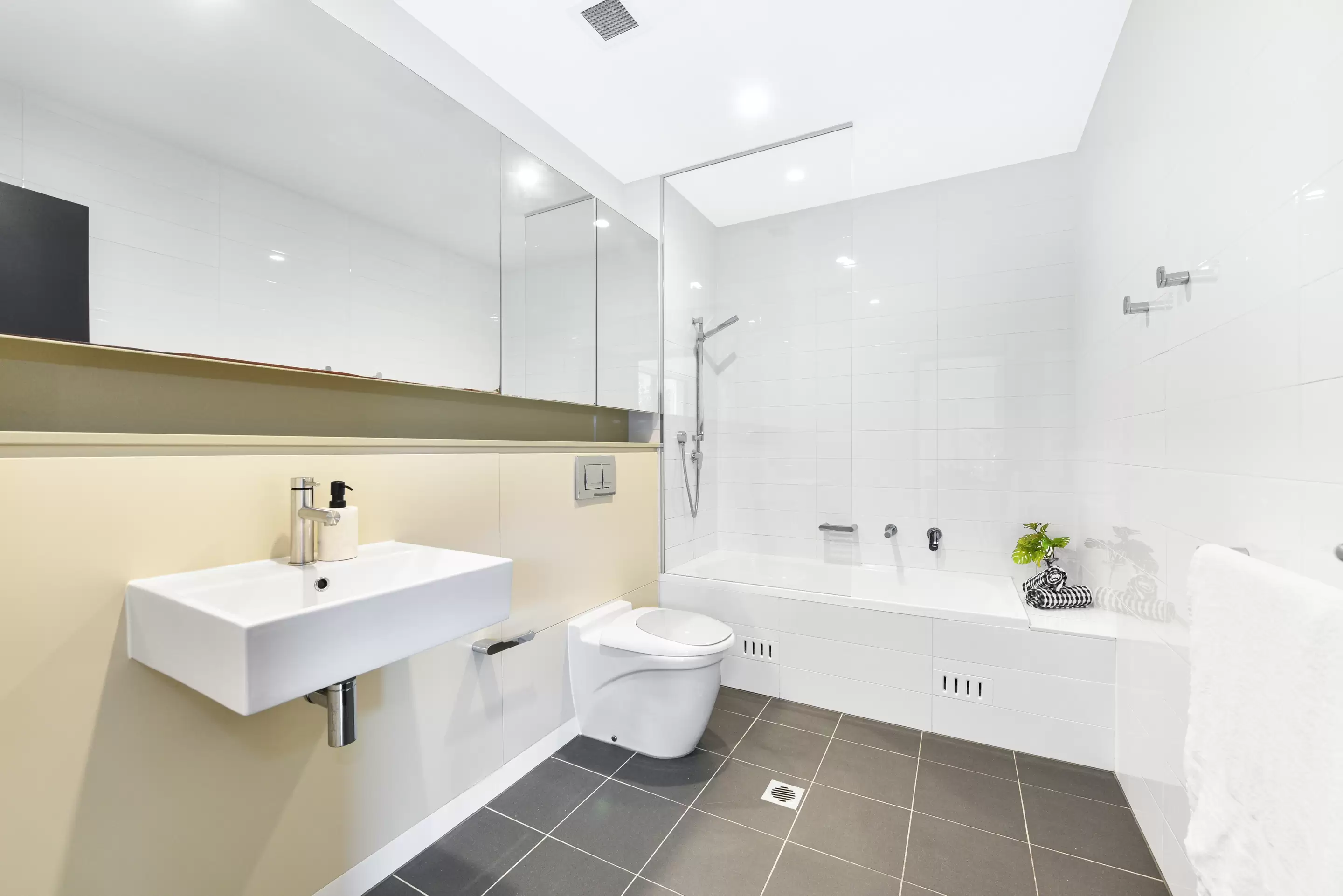 309/15 Baywater Drive, Wentworth Point Sold by Chidiac Realty - image 6