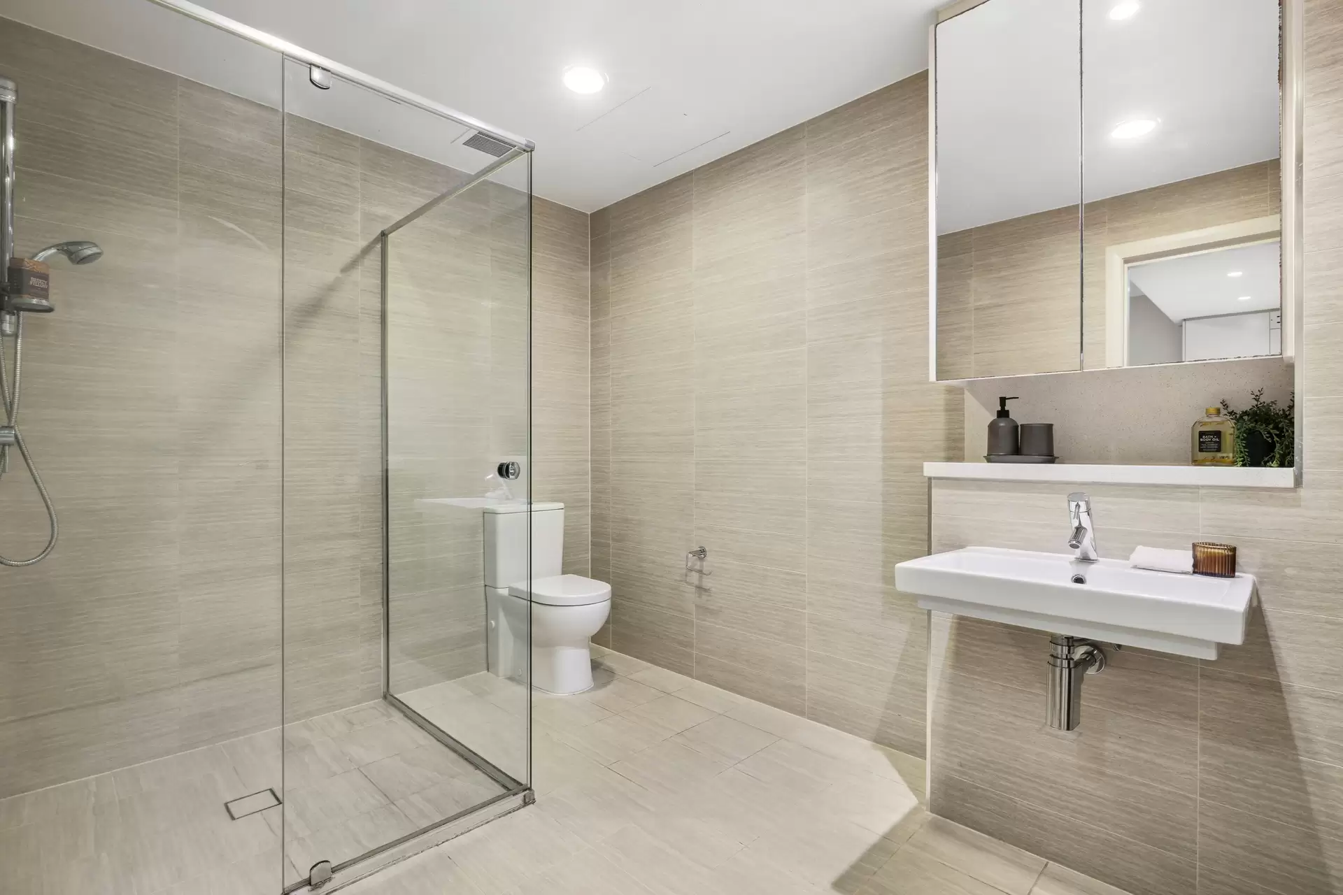 204/4 Footbridge Boulevard, Wentworth Point Sold by Chidiac Realty - image 1