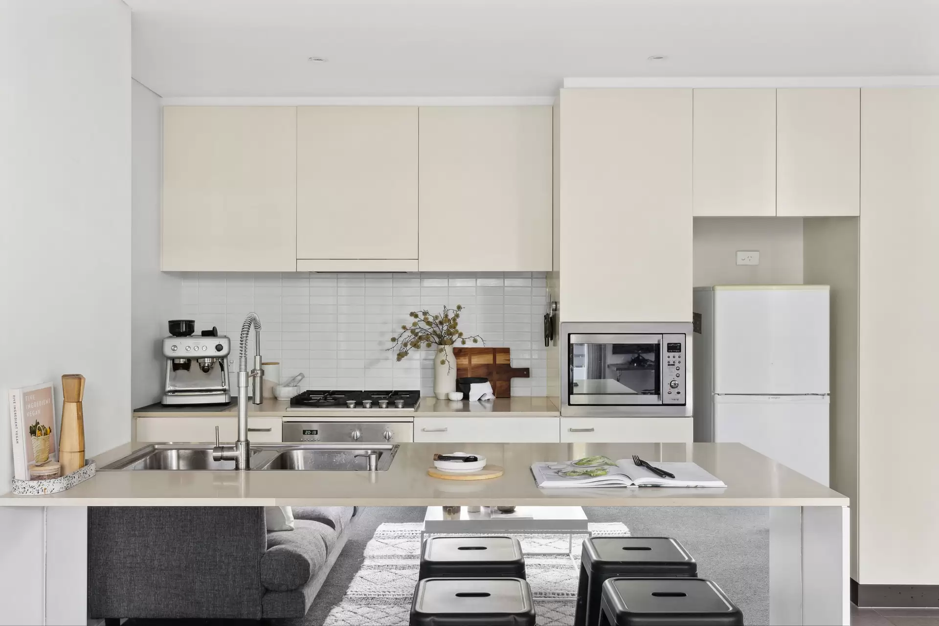 301/4 Nuvolari Place, Wentworth Point Sold by Chidiac Realty - image 1